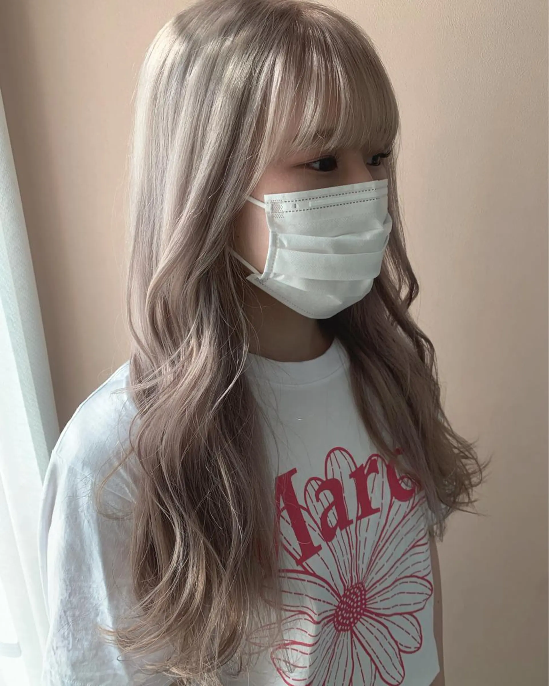 ロング カラー ブリーチ ブロンド ホワイトブロンド カット ヘアカラー トリートメント hub hair レイヤー/透明感のヘアスタイル