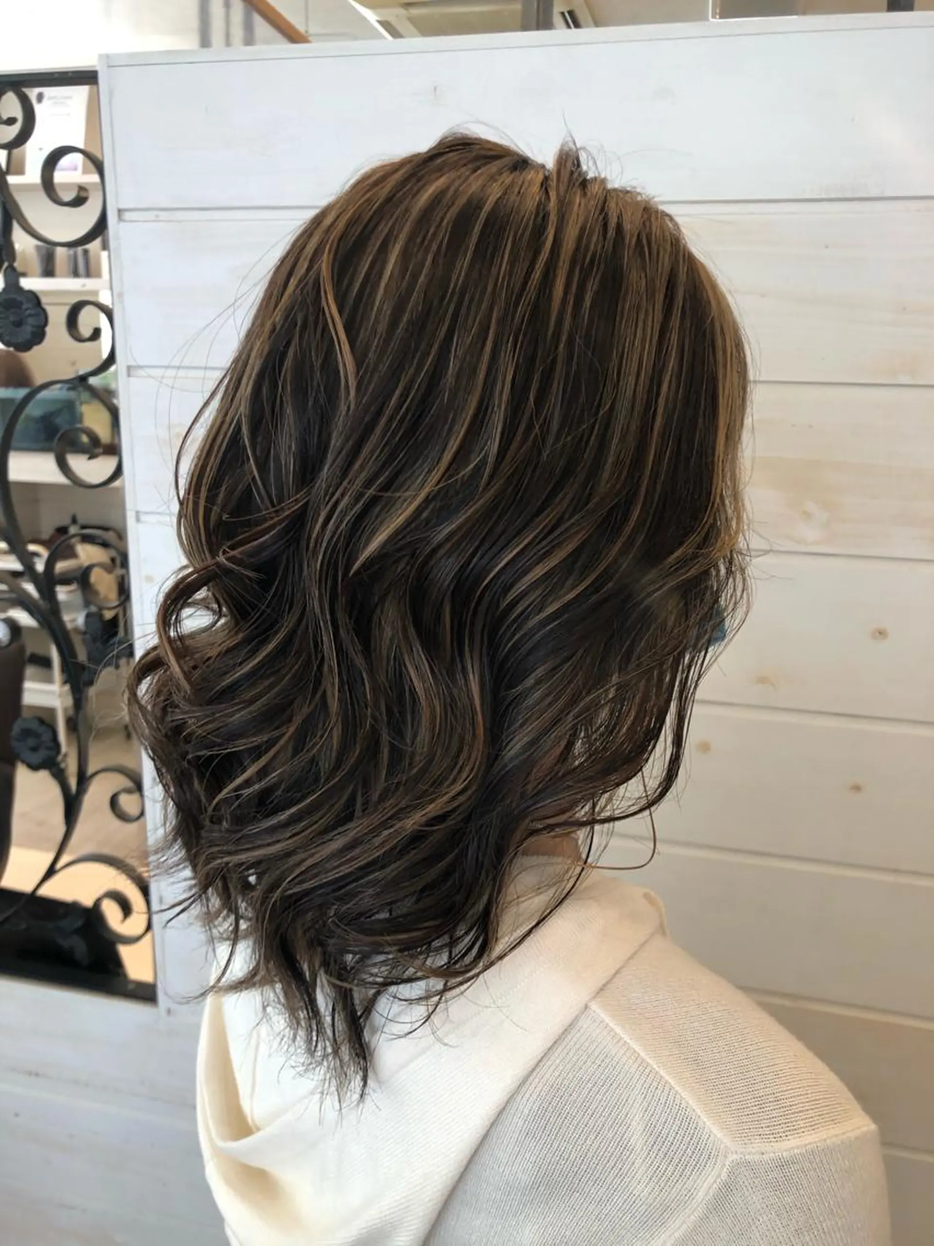 ロング カラー ハイライトカラー ハイライト 東恩納 誠のヘアスタイル