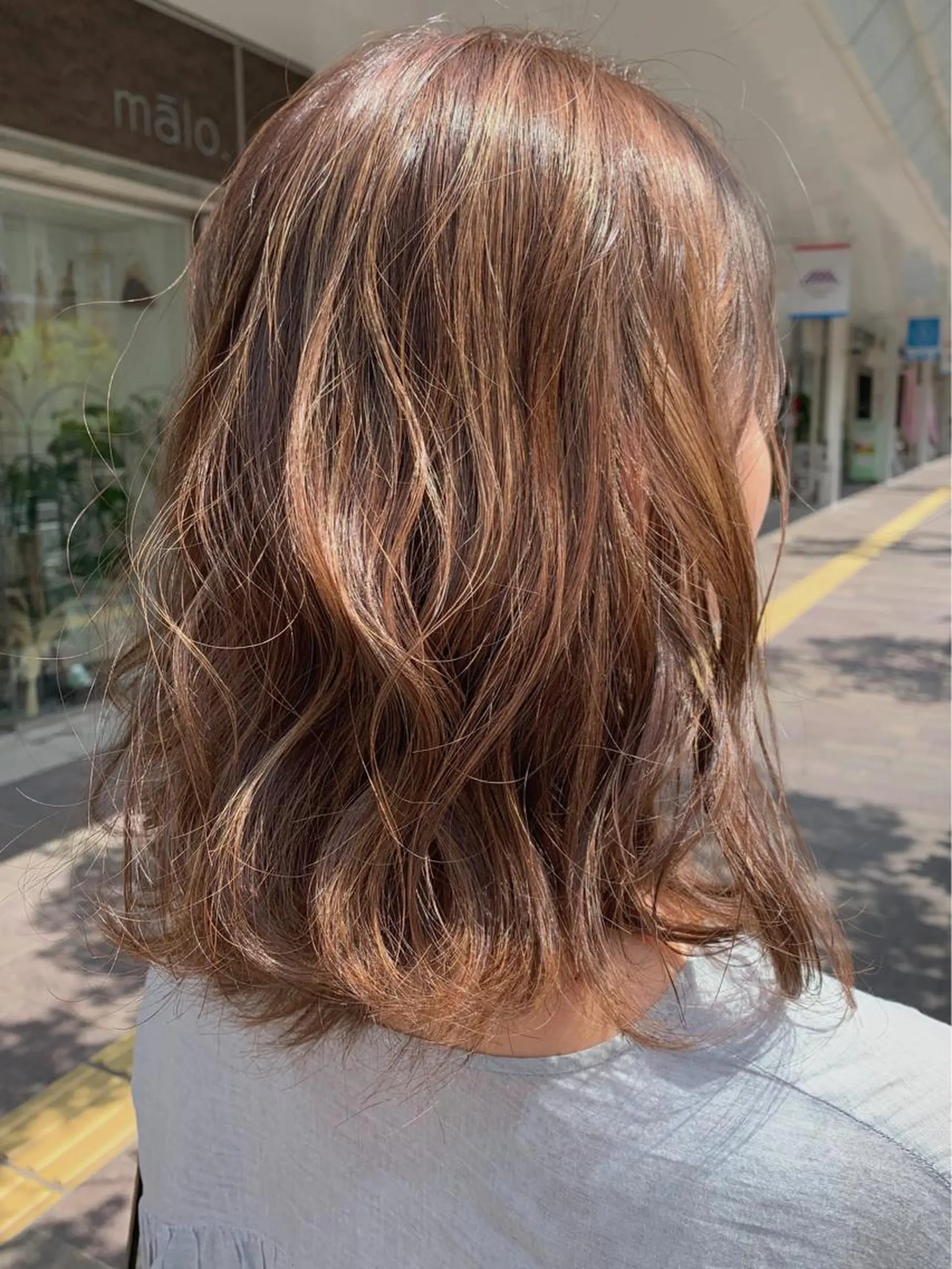 ミディアム カラー ブリーチ 透明感カラー ハイライトカラー ハイライト ヘアカラー m ā l o.🌷 サカモトマイコのヘアスタイル