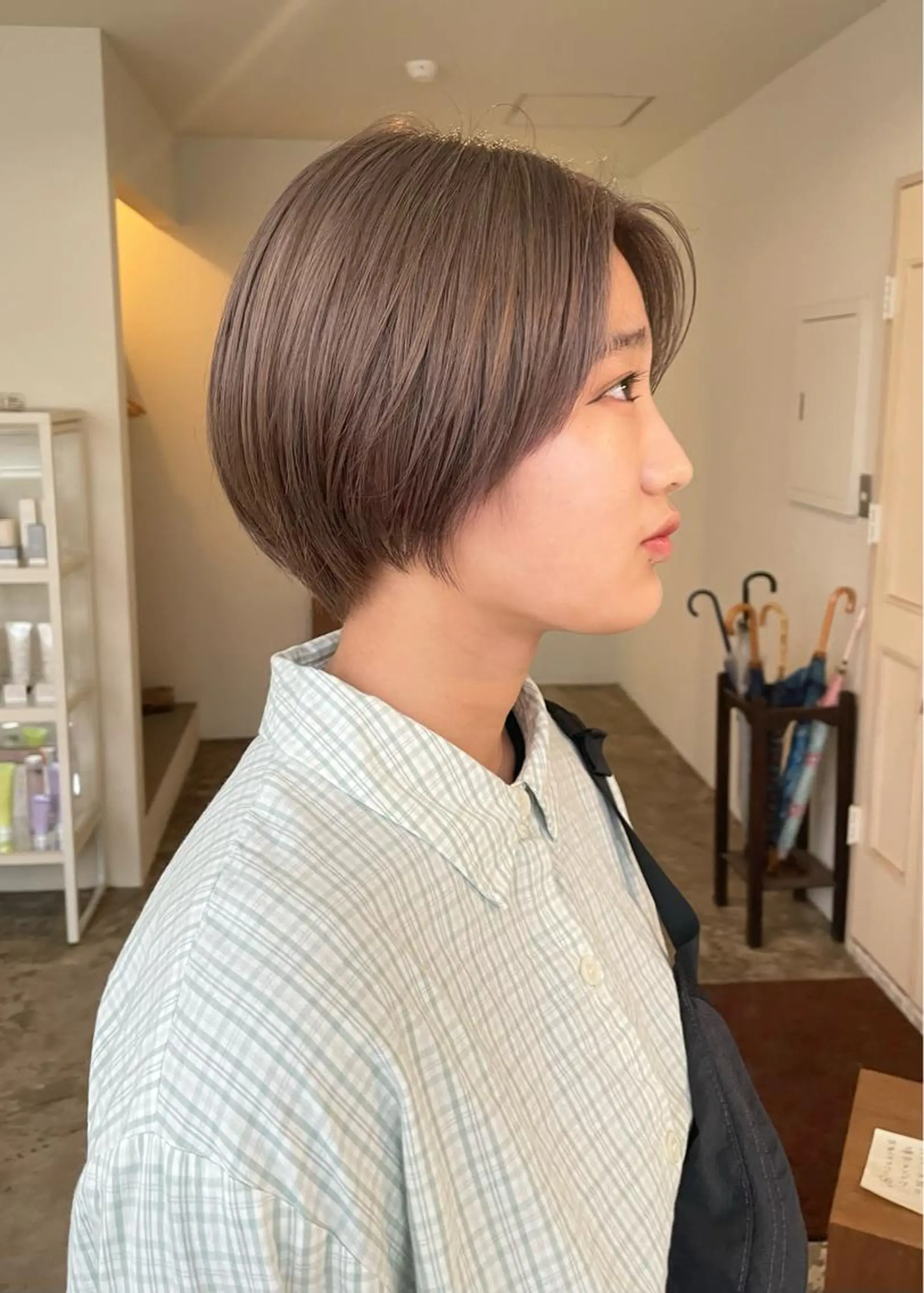 ショート カラー カット ヘアカラー ヒナゴ トヨカズのヘアスタイル
