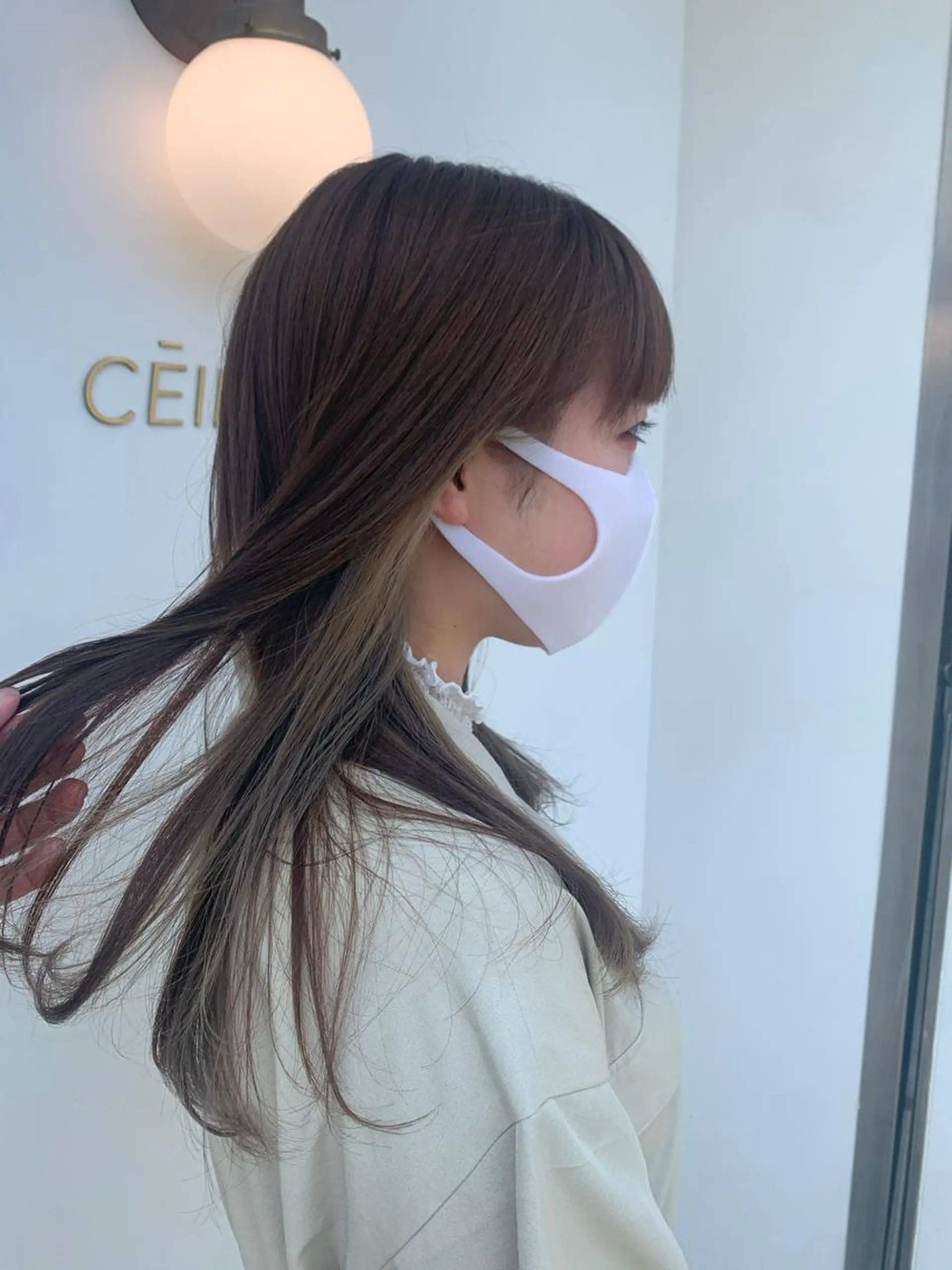 セミロング カラー ベージュカラー ブリーチ ホワイトベージュ ヘアカラー 中目黒🌼 🌼ハナのヘアスタイル