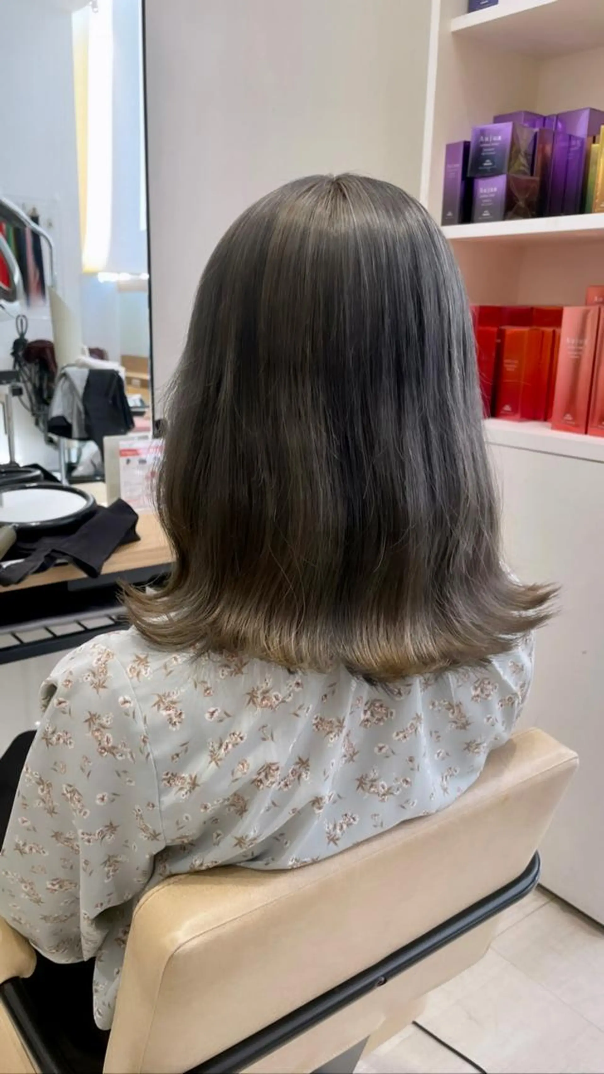 ミディアム 髪質改善 韓国風ハッシュカット 似合わせレイヤー池袋のヘアスタイル