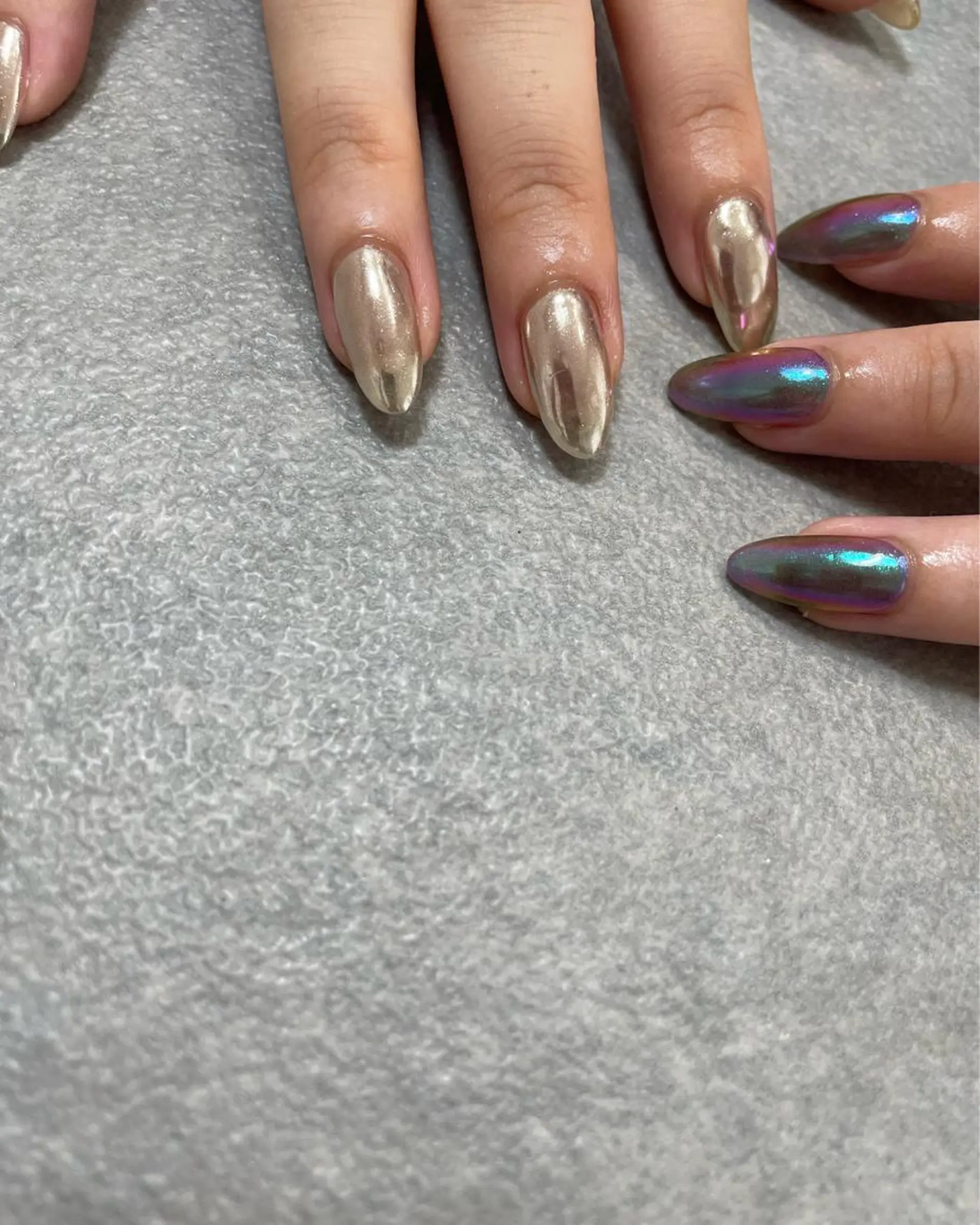 ネイル ミラーネイル ハンドネイル フットネイル kiii.__ ✴︎*のネイルデザイン