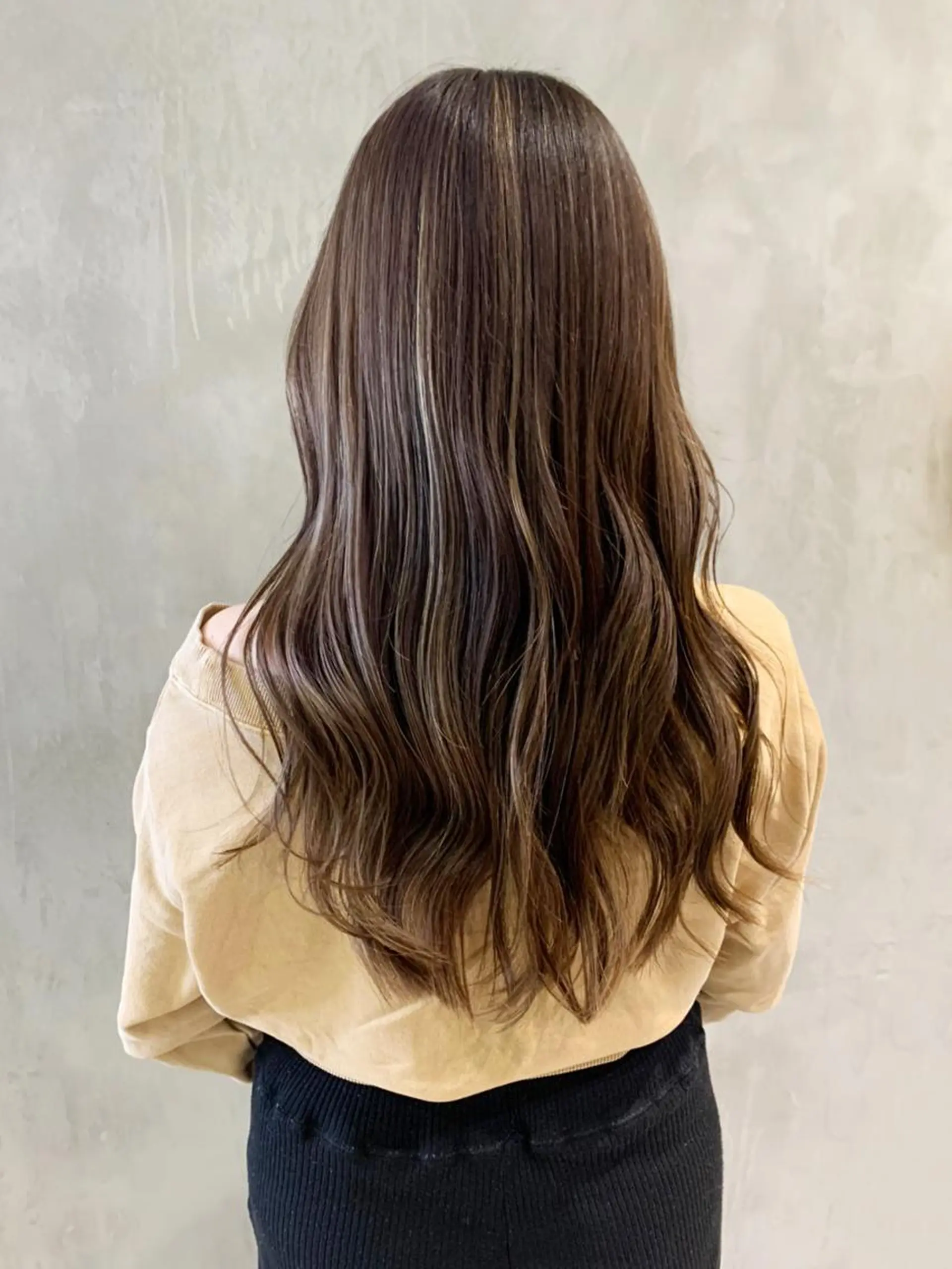 ロング カラー パーマ ヘアアレンジ アッシュ ベージュカラー ITbyALBUM 中野店のヘアスタイル