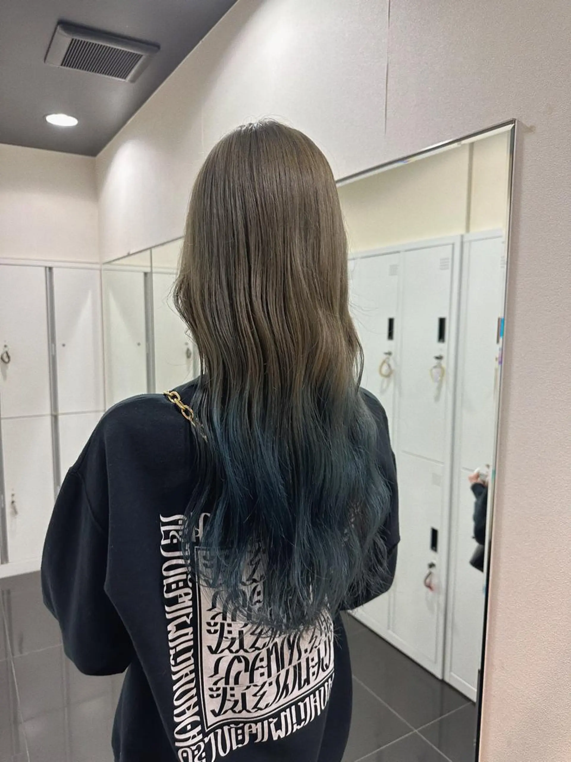 カラー ブリーチカラー/ベー ジュ/Hono🦖のヘアスタイル