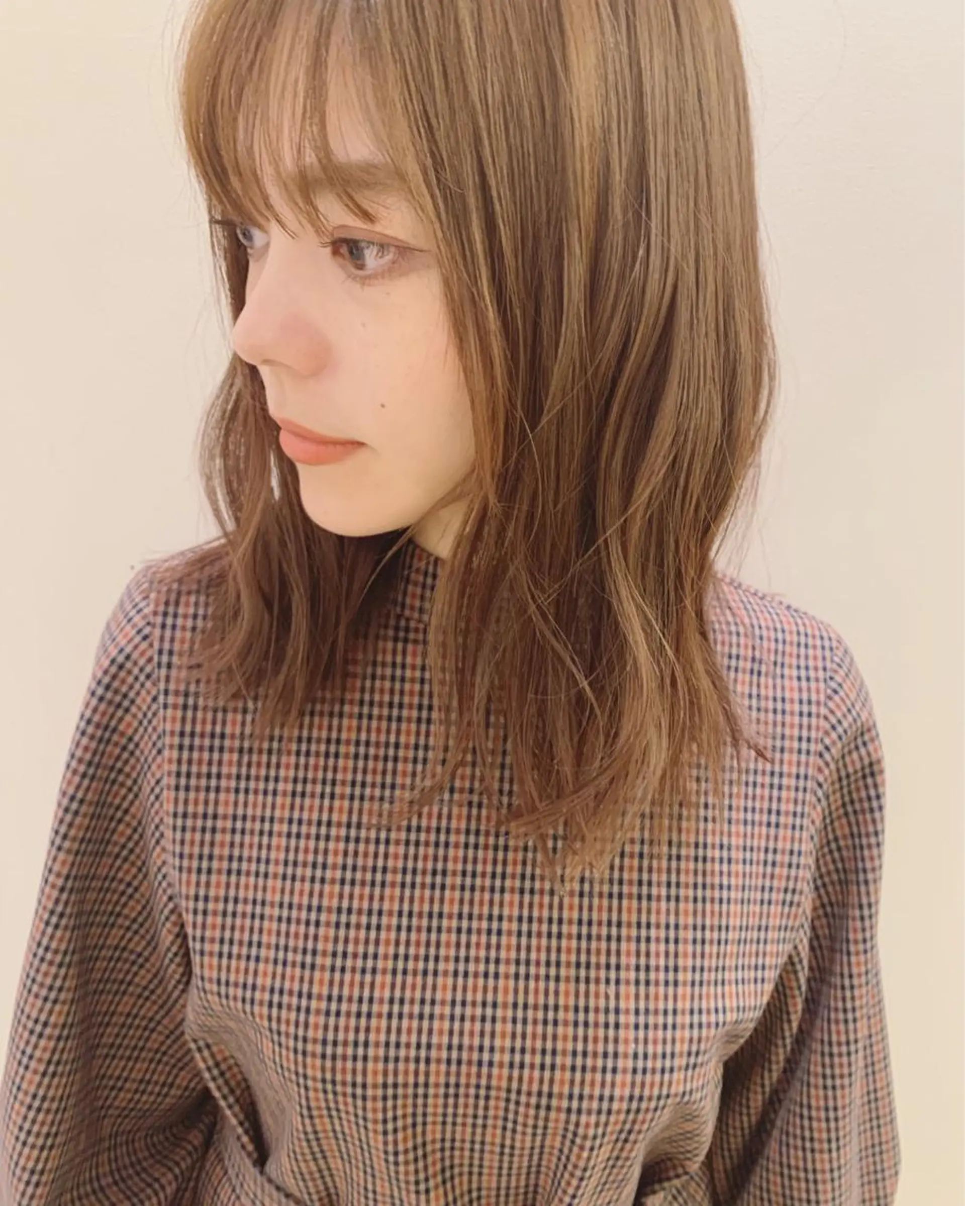 ミディアム カラー ヘアカラー la fith所属・rico_by ヘアとアイブロウの眉毛・アイブロウイメージ