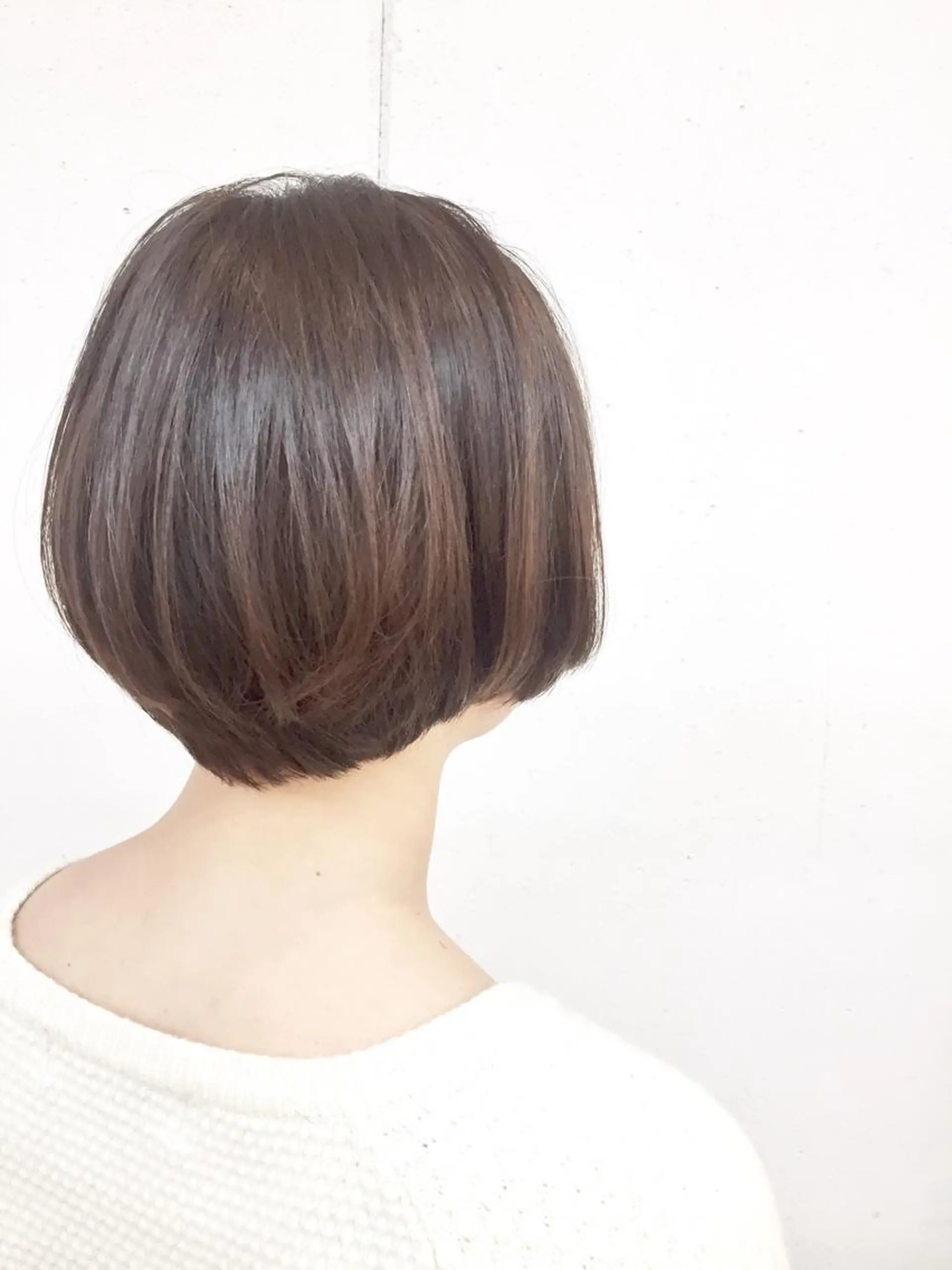 ショート アルファ シェリのヘアスタイル