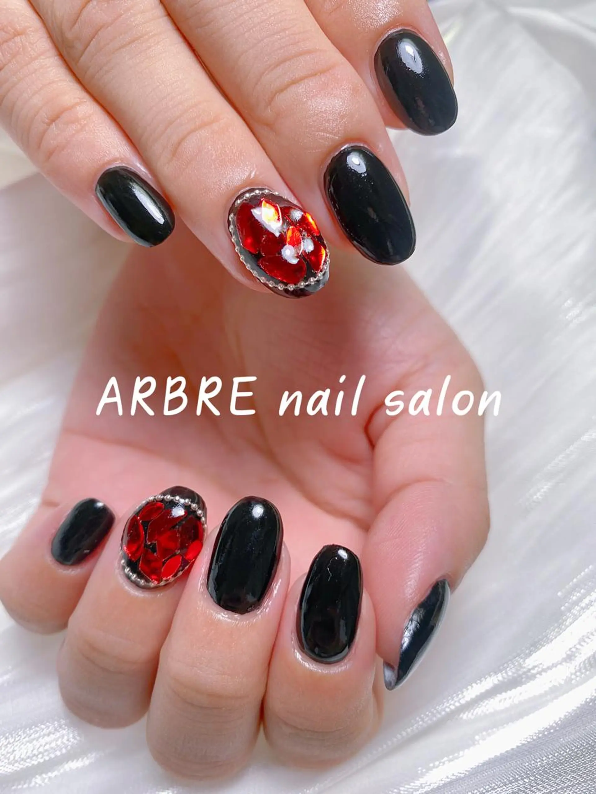 ネイル ハンドネイル ハンドケア 小林 凛のネイルデザイン