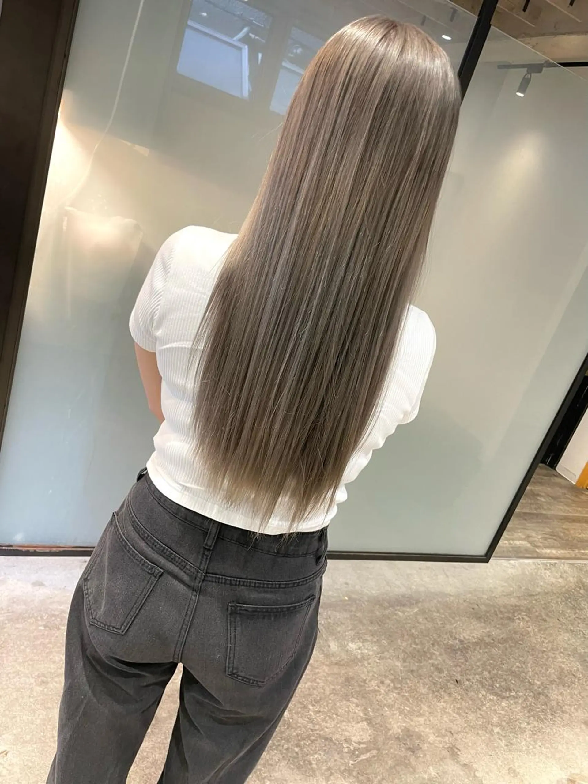 ロング カラー ヘアカラー ハイライトが 得意なニキです😊のヘアスタイル