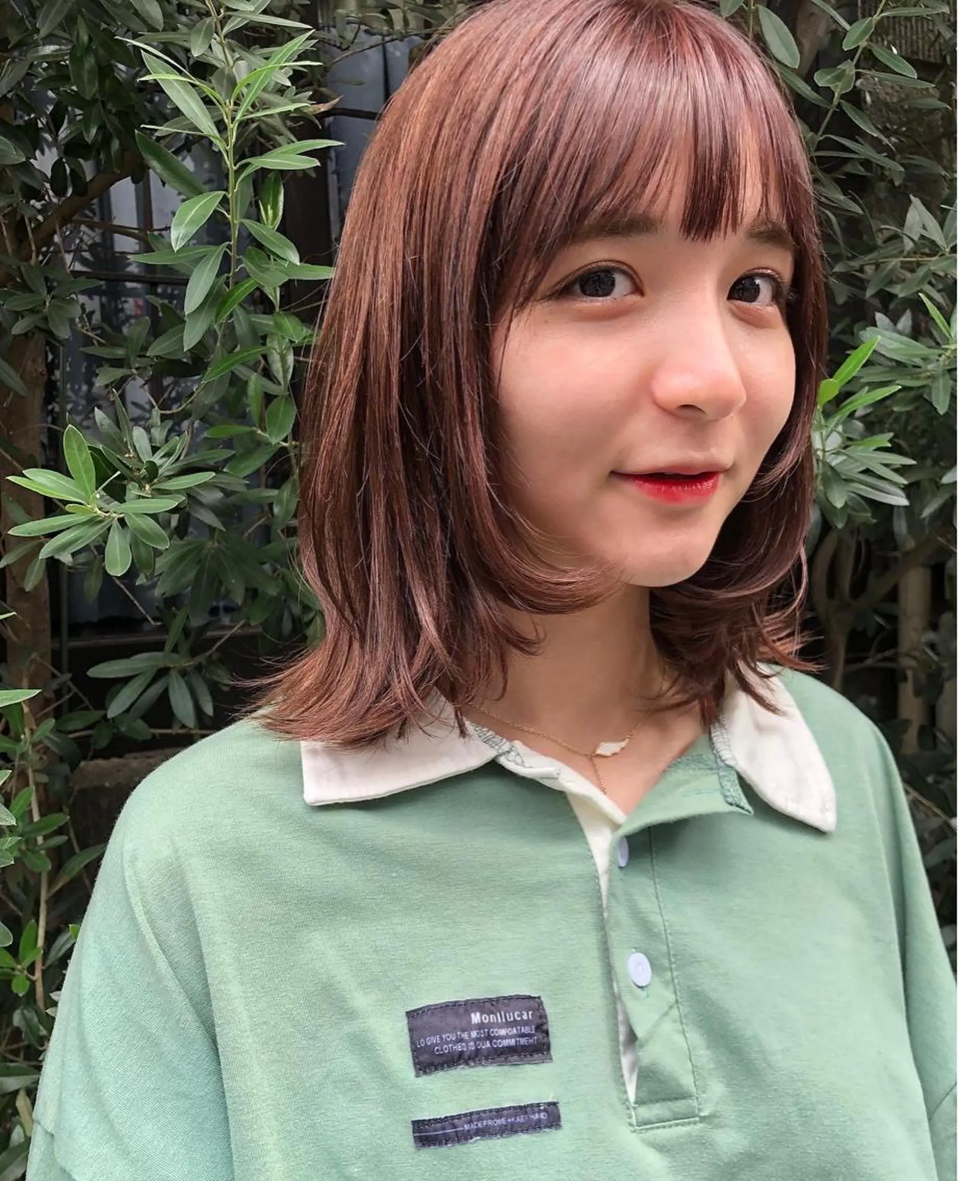 ミディアム カット ヘアカラー トリートメント era shioriのヘアスタイル
