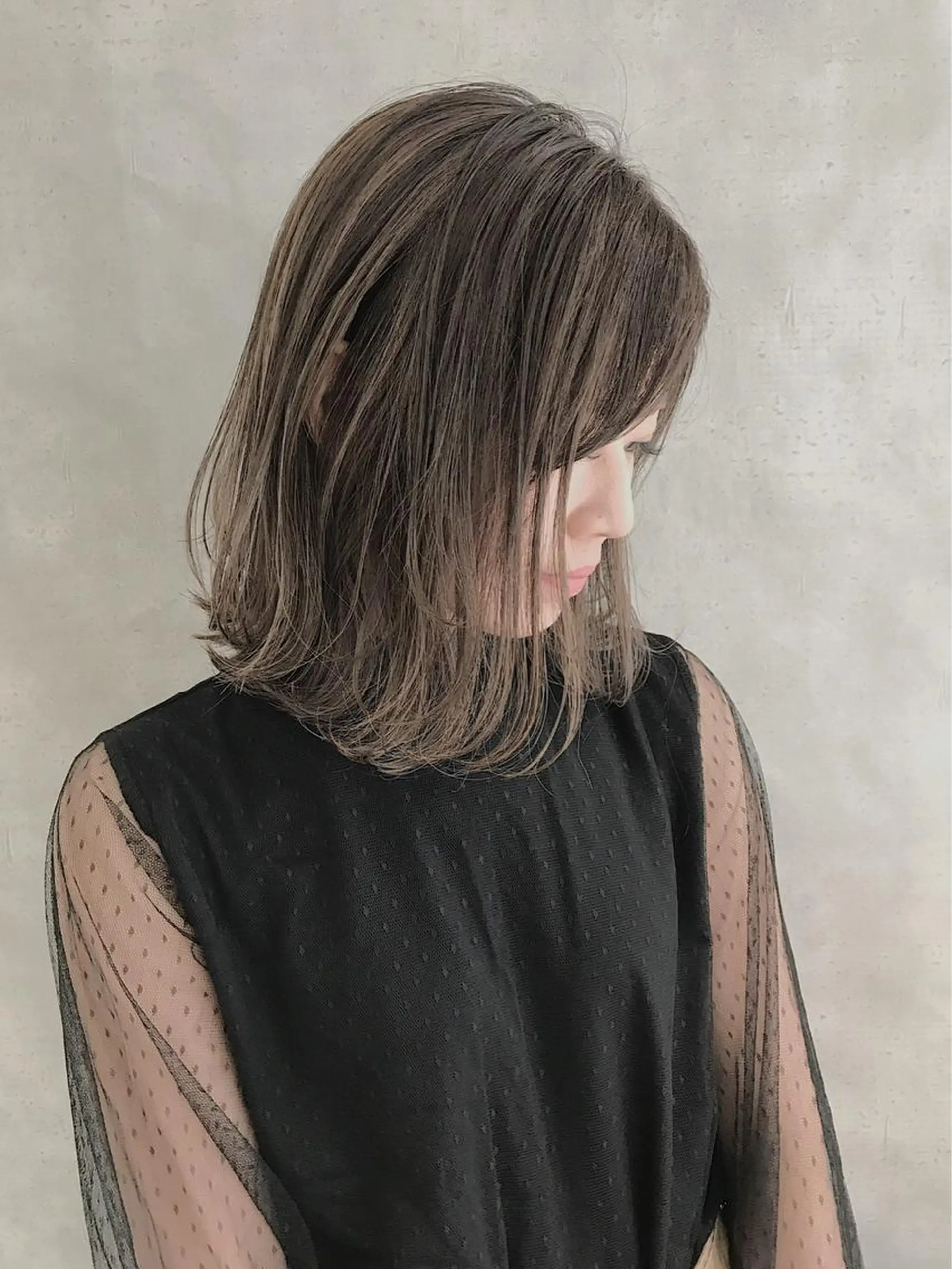 ミディアム カラー ワンレンボブ イルミナカラー ボブ _WHITE 難波本店のヘアスタイル