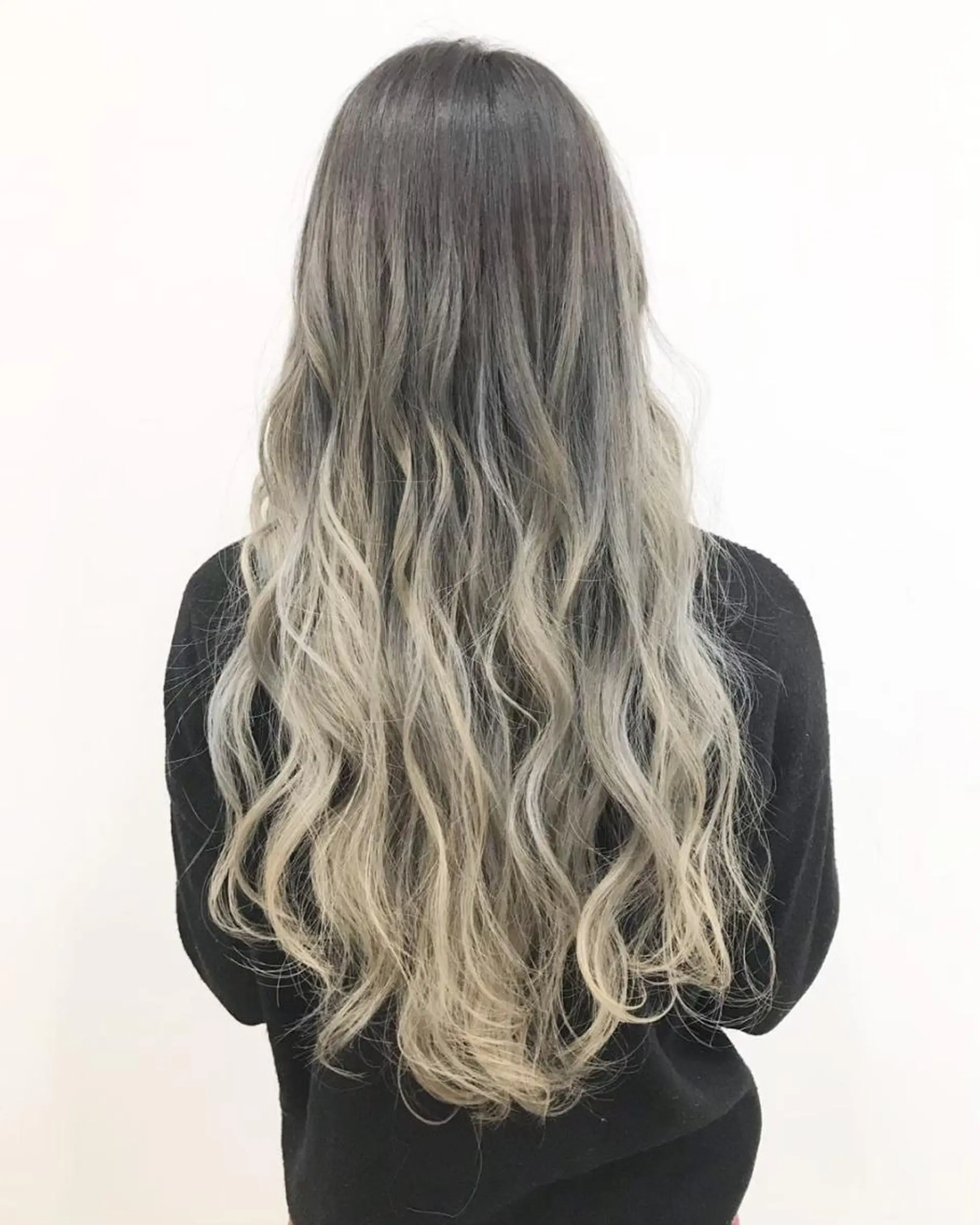 ロング カラー ヘアアレンジ キッズ アディクシーカラー バレイヤージュ ミストバング ベージュカラー 黒髪 カラー特化サロン梅田 Eir茶屋町/山下のヘアスタイル