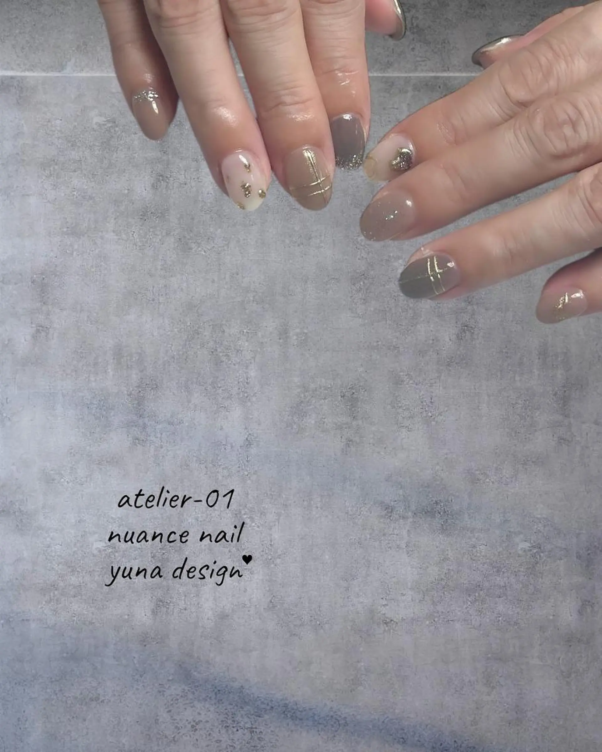 ネイル アートネイル ニュアンスネイル シンプルネイル ハンドネイル 優奈ティン atelier-01のネイルデザイン