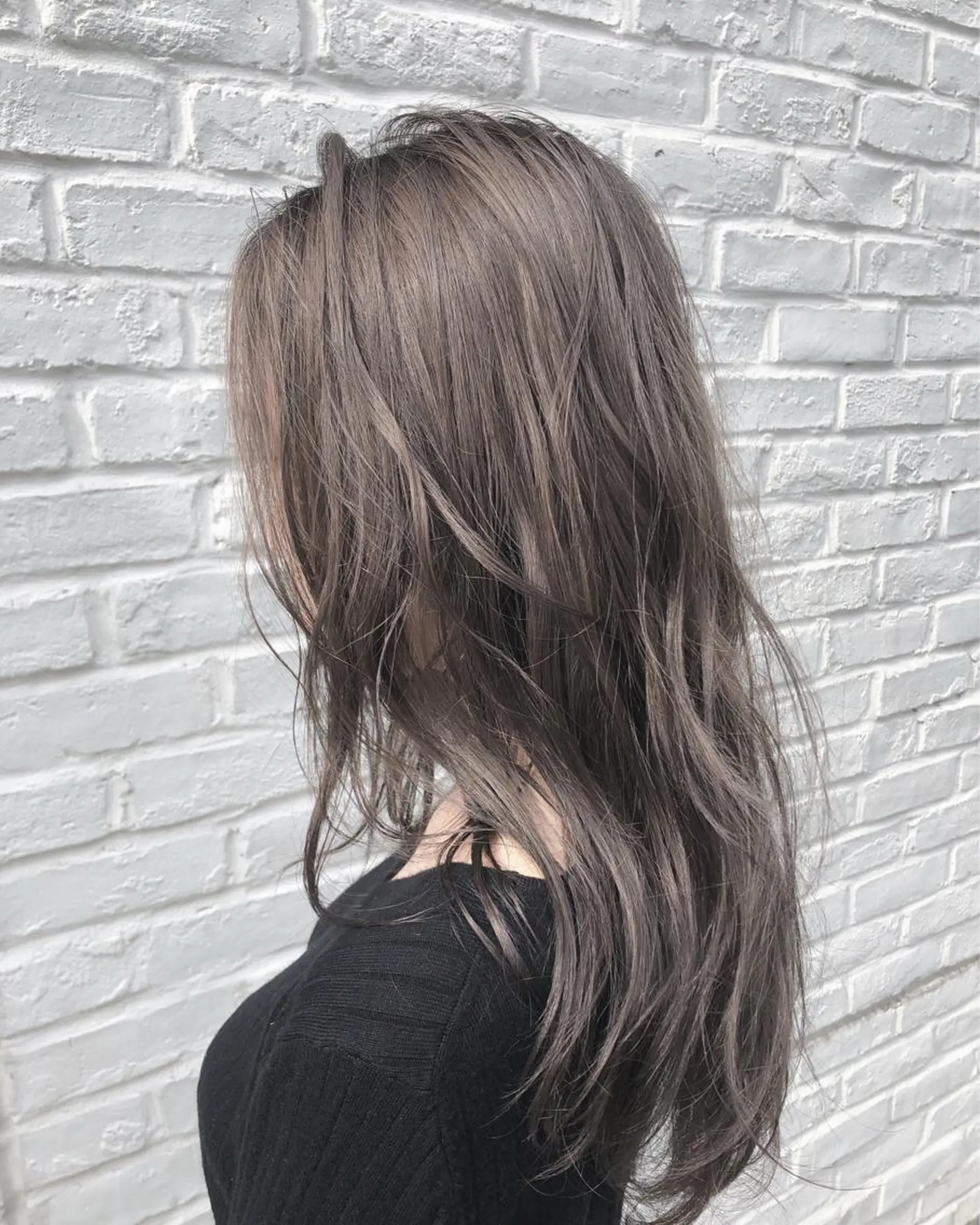 カラー 透明感カラー グレージュ ハイトーンカラー ハイトーングレージュ レイヤーカット 古川洋之のヘアスタイル