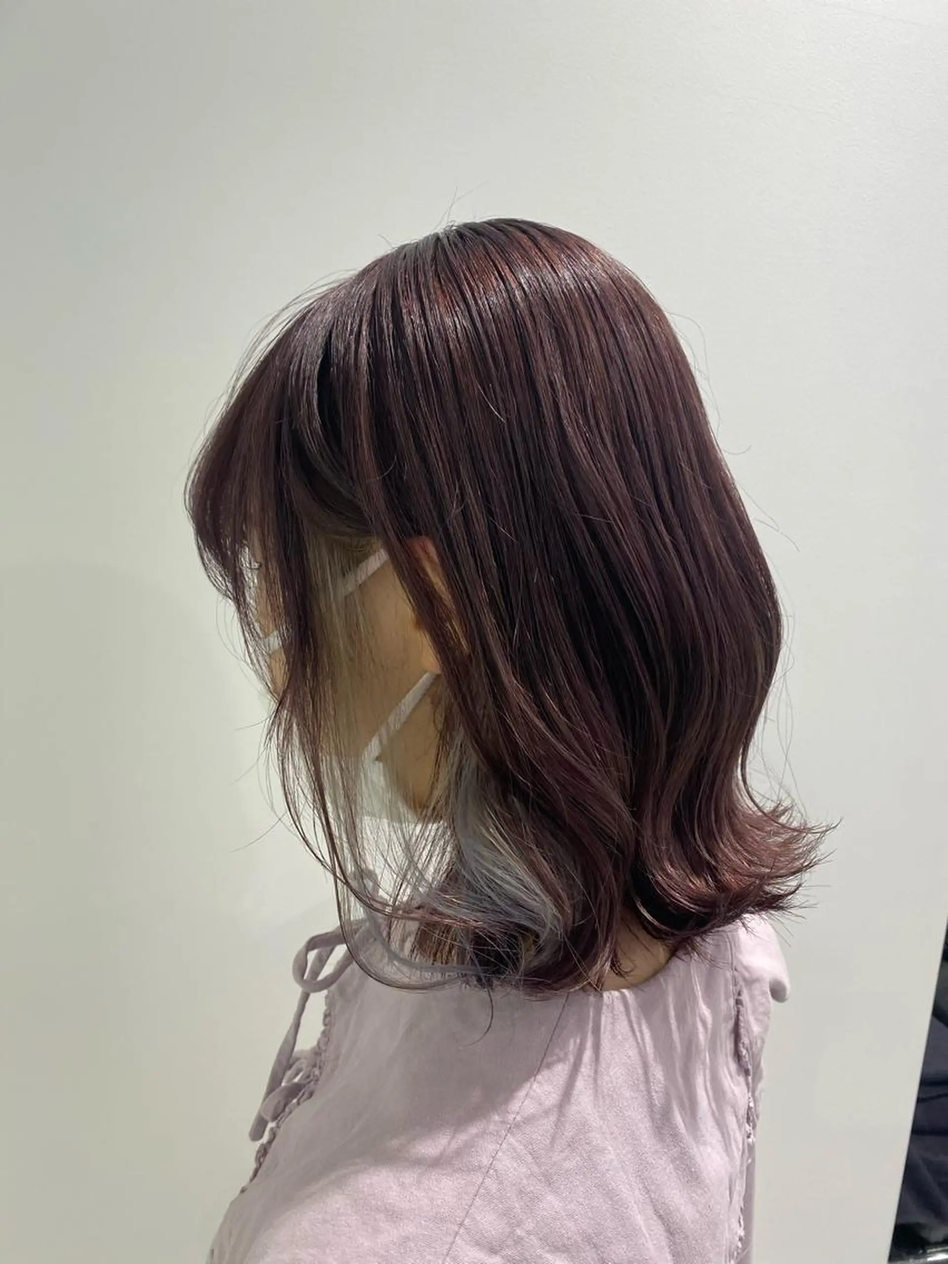 セミロング カラー パーマ ヘアアレンジ ネイル マツエク・マツパ 韓国風ベージュ🤎 赤みなし🌿横浜🤎のヘアスタイル
