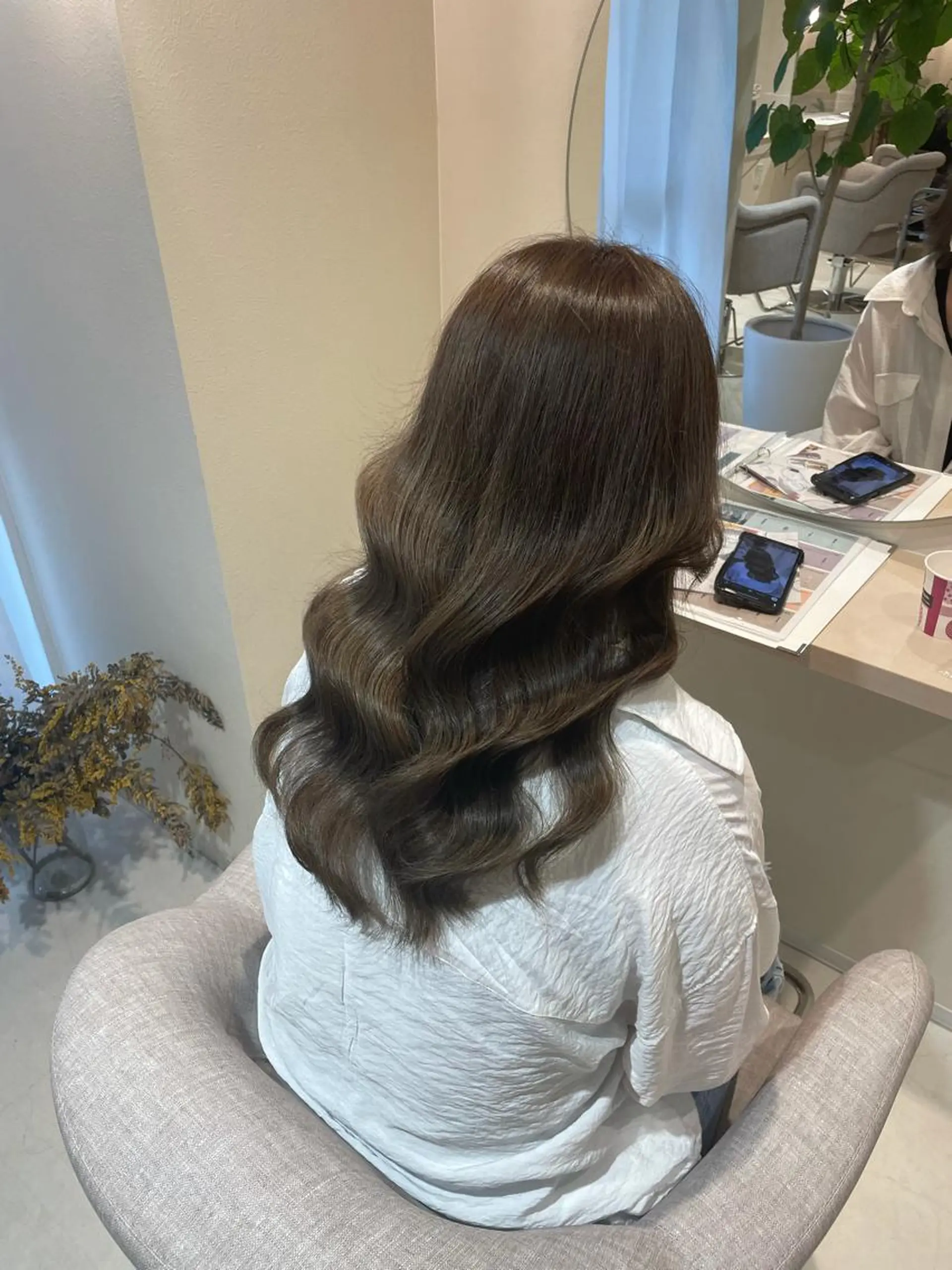 ロング カラー ベージュカラー ブリーチ ブリーチなしカラー オリーブベージュ カット ヘアカラー 名駅/レイヤーカット /艶感/Ayaのヘアスタイル