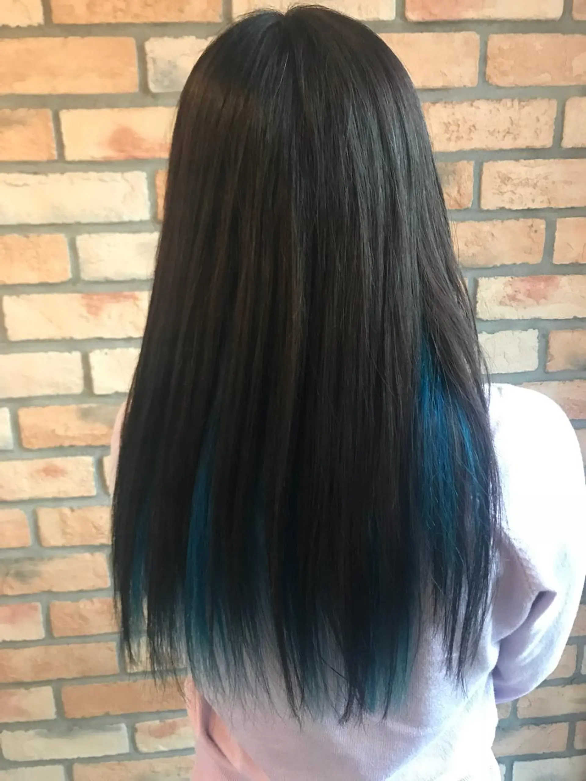 ロング カラー ヘアアレンジ ブルーカラー インナーカラー ヘアカラー 烏山 達也のヘアスタイル
