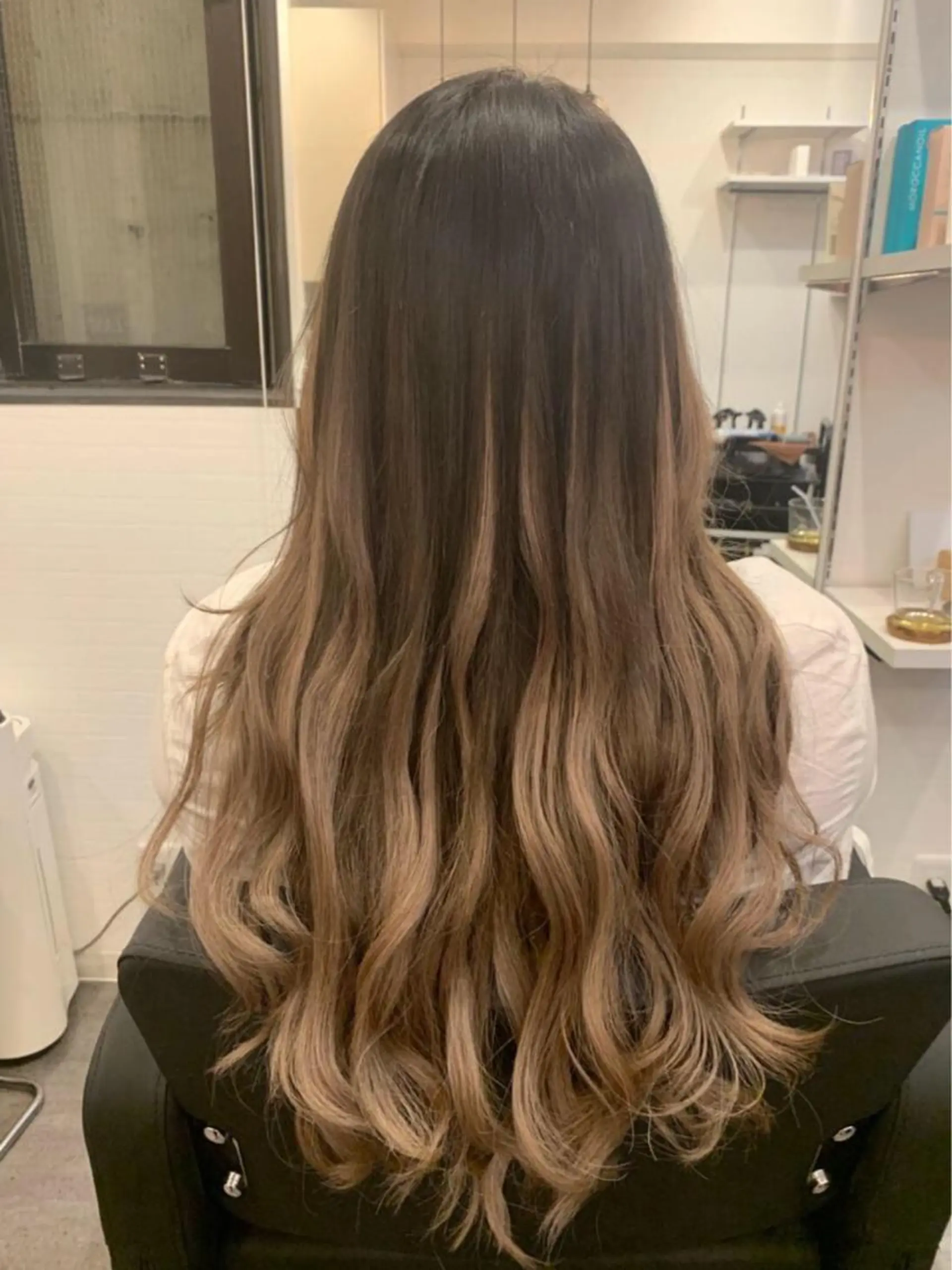 セミロング シールエクステ エクステ ヘアカラー エクステ 100%高級人毛使用 LANIUMEDAのヘアスタイル