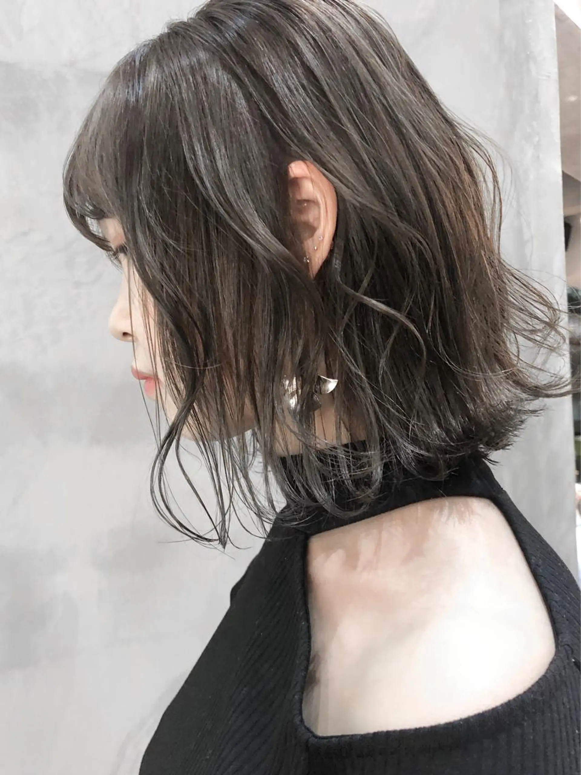 ショート カラー パーマ ヘアアレンジ グレージュ カット ヘアカラー トリートメント TOMO GEEKS代表のヘアスタイル