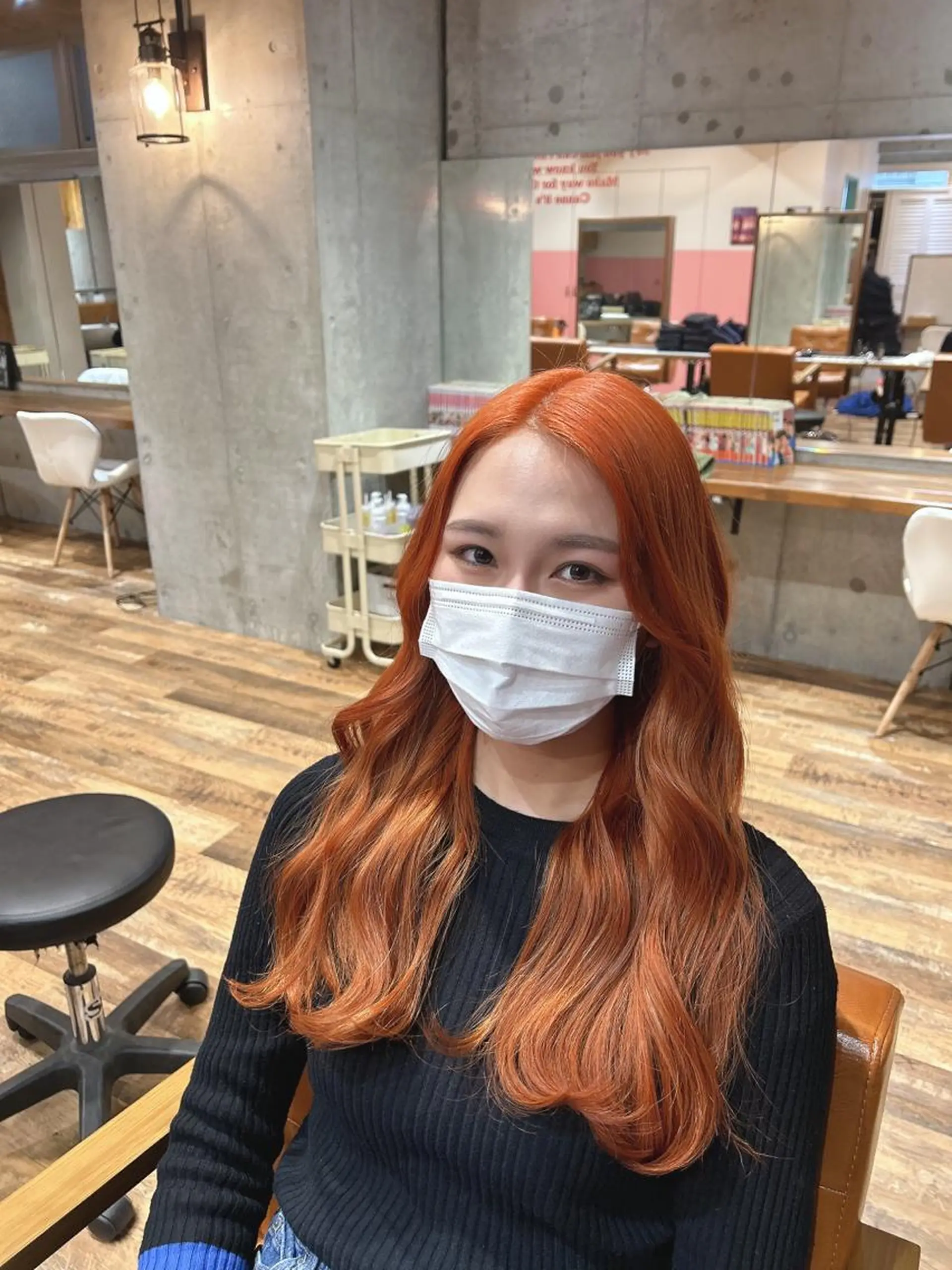 セミロング カラー オレンジ ヘアカラー トリートメント 🎨デザイン🥇 美髪・艶髪　日暮千敬のヘアスタイル