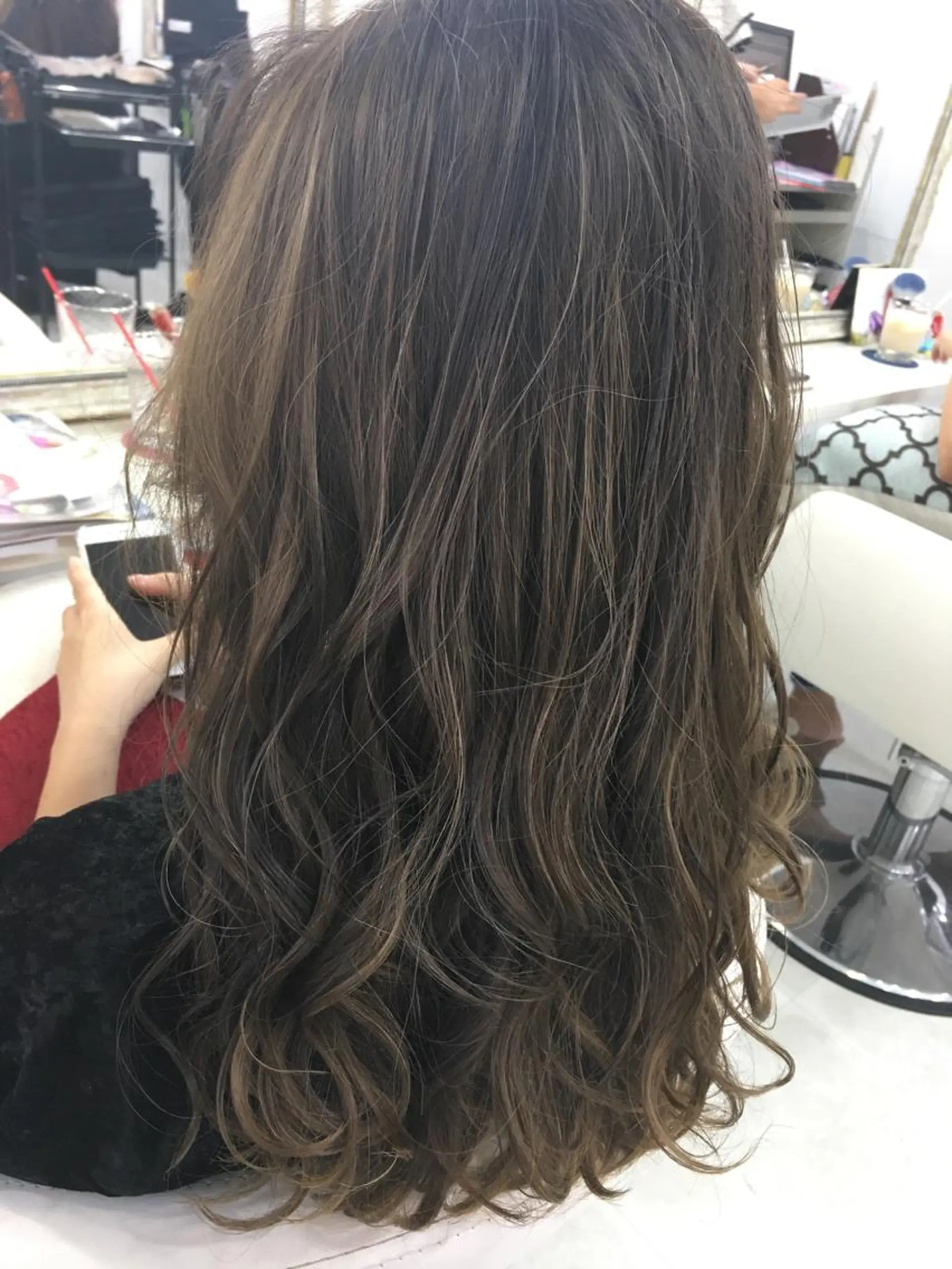 セミロング カラー 髪質改善 中川　翔のヘアスタイル
