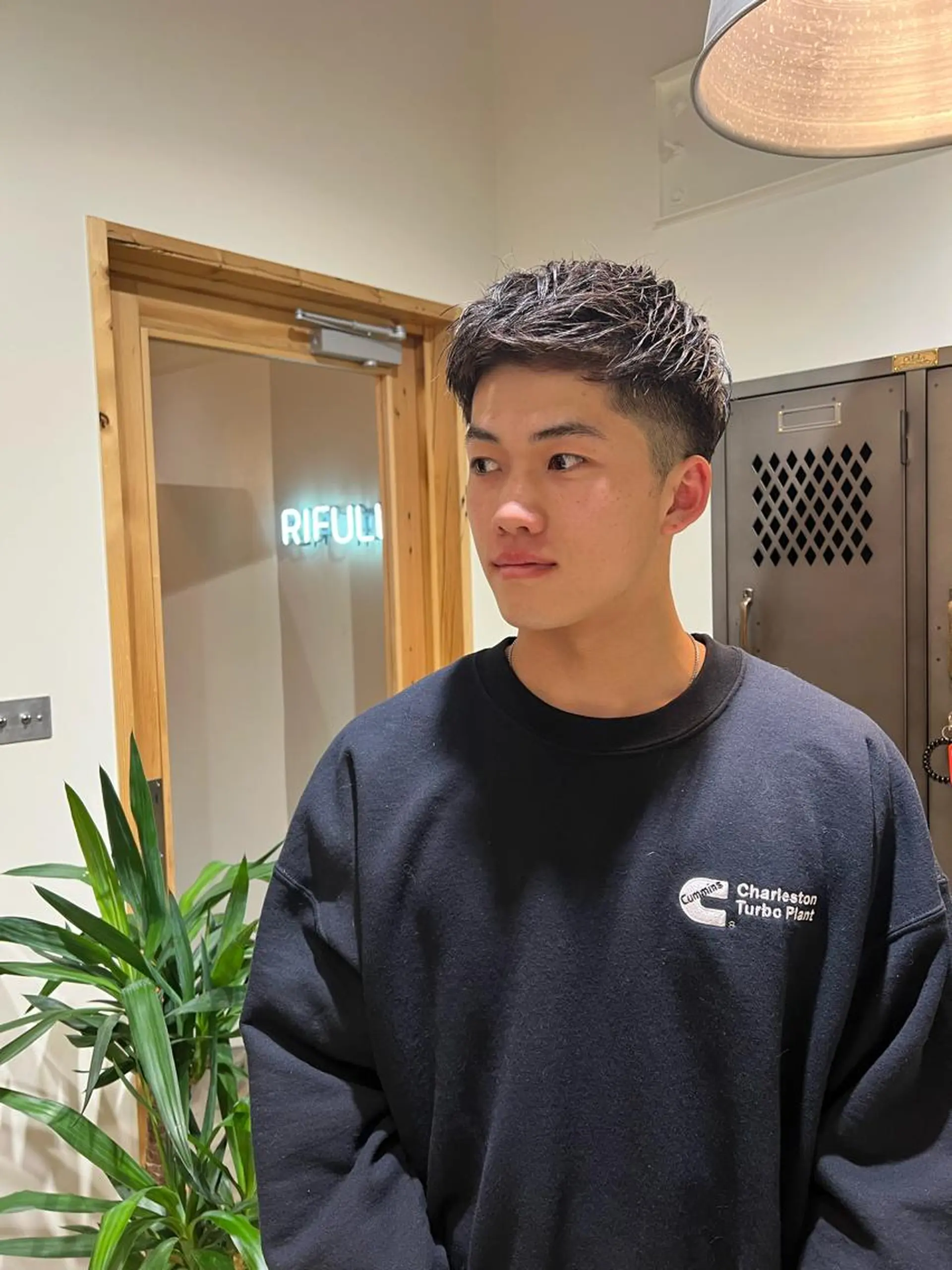 ショート メンズ nishido ハイライト/パーマのヘアスタイル