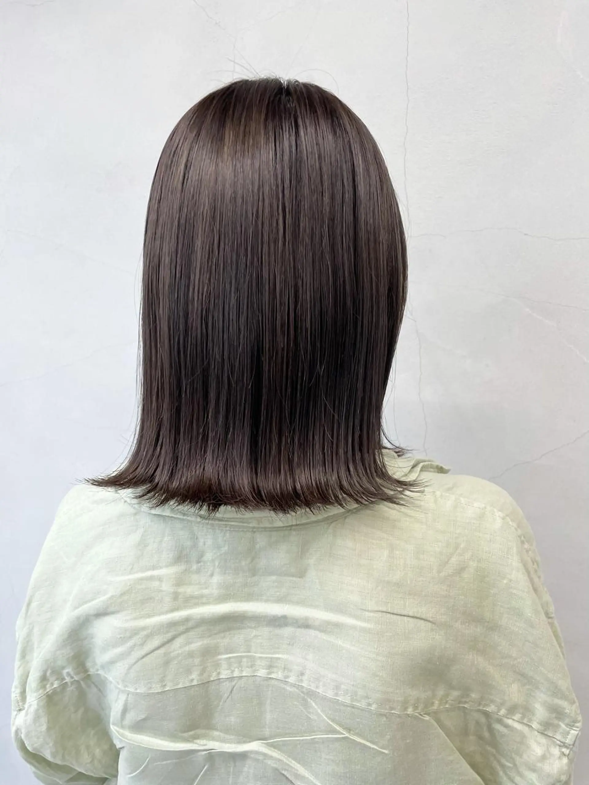 カラー miu .のヘアスタイル