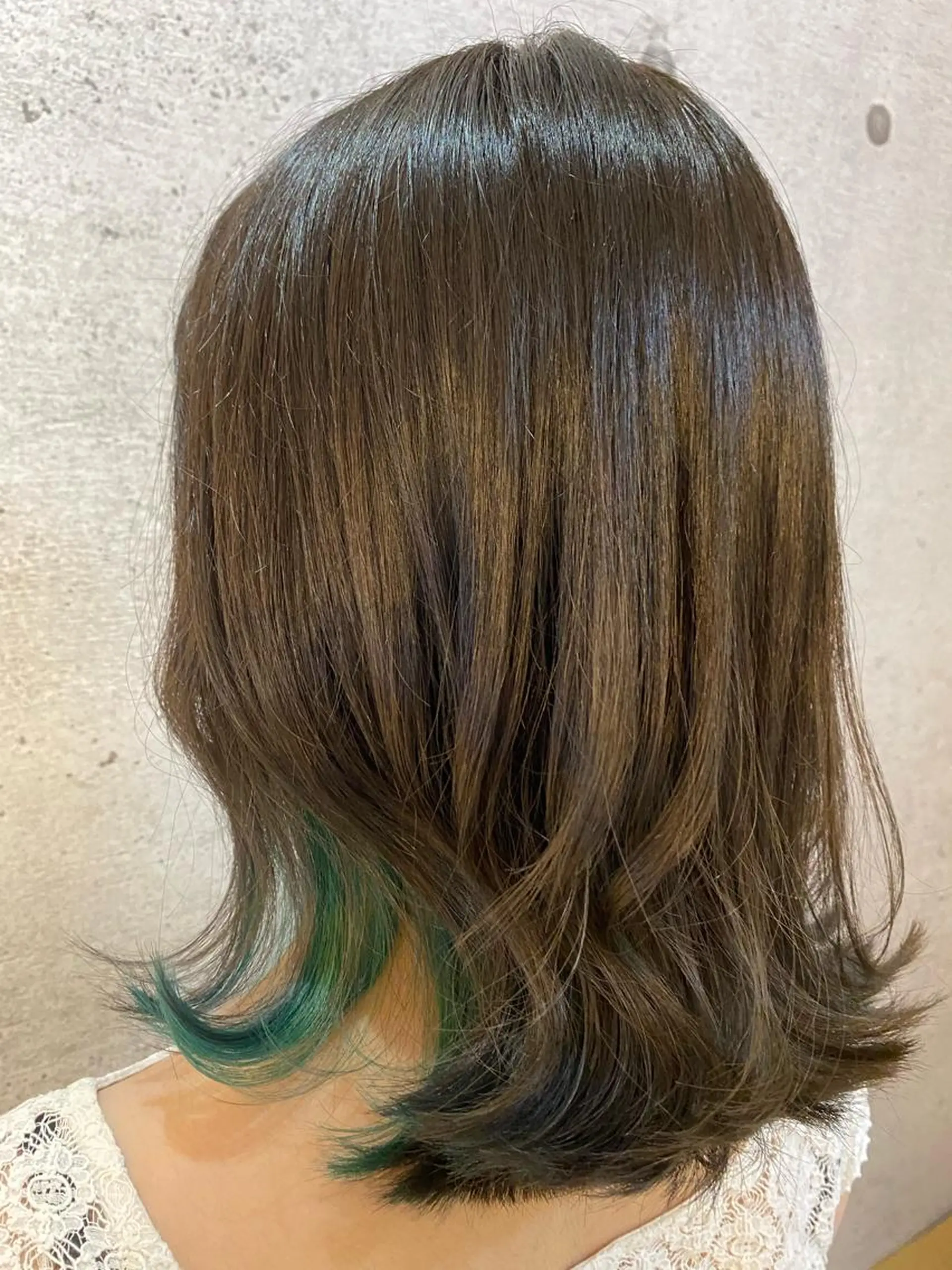 ミディアム カラー ヘアカラー トリートメント Ando Raycoのヘアスタイル