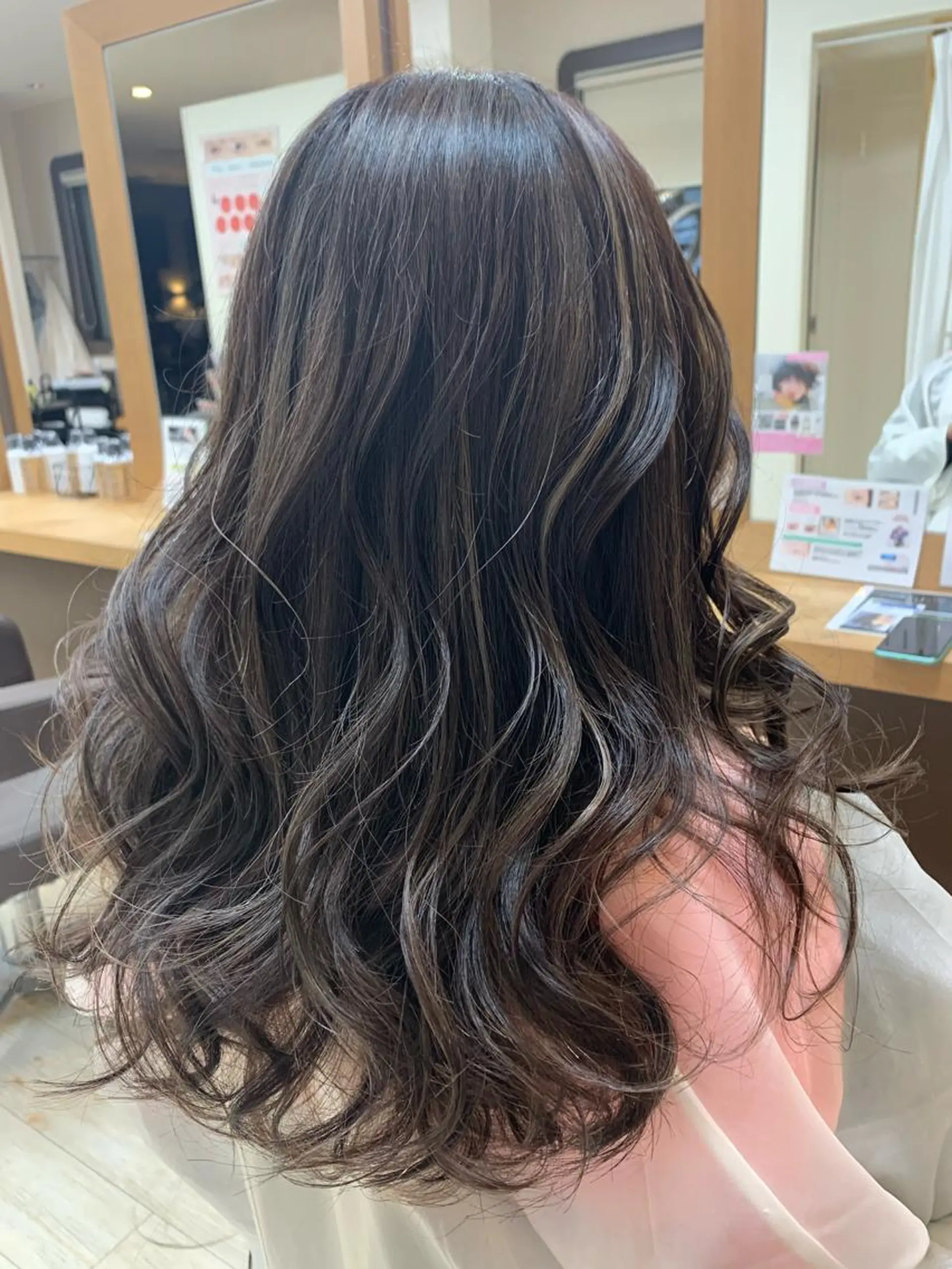 ロング カラー カット ヘアカラー トリートメント Lien 深井店のヘアスタイル