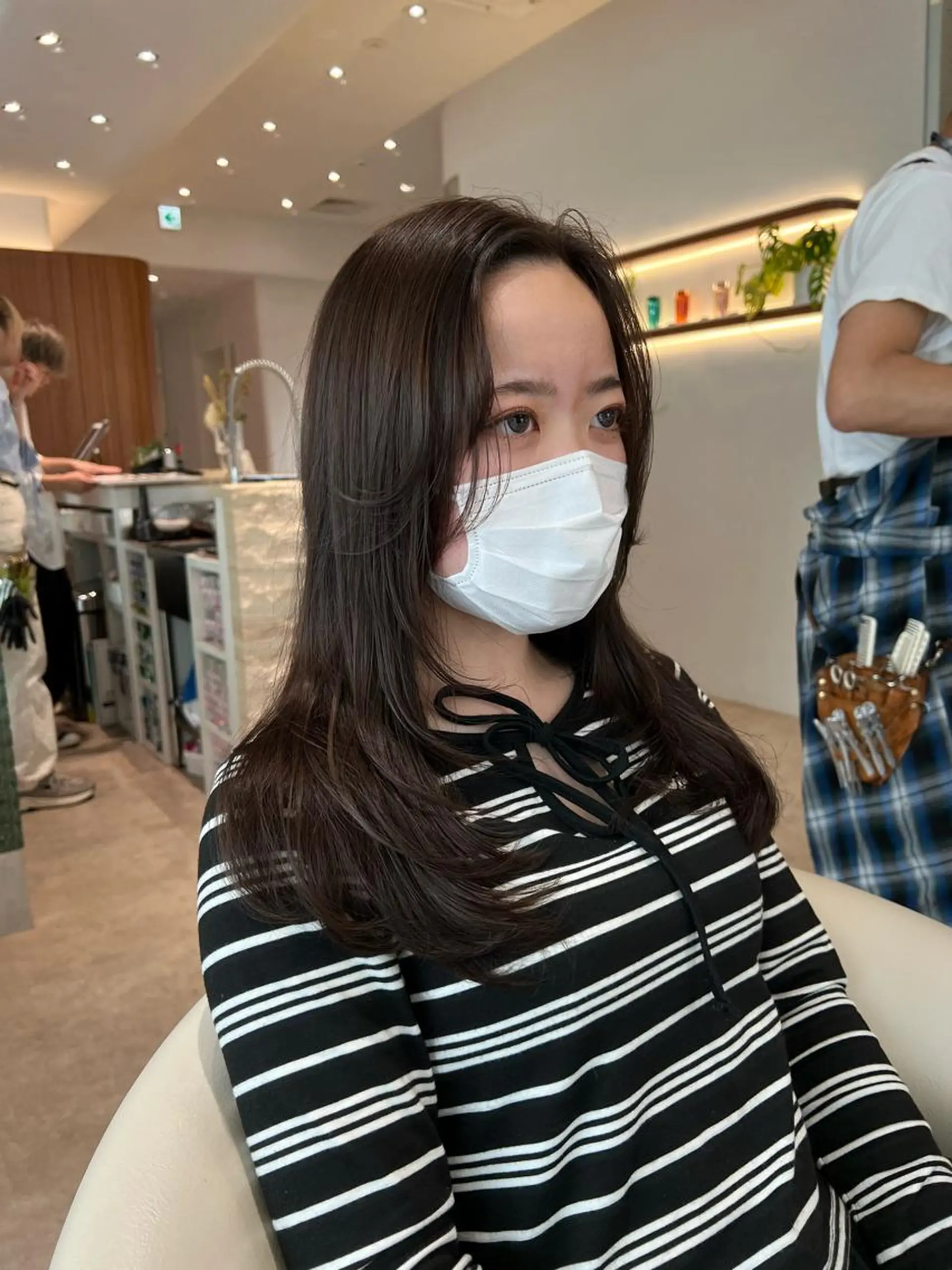 ミディアム カラー グレージュ ラベンダーカラー ラベンダーグレージュ ラベンダーグレー 韓国風ヘア 韓国レイヤー🇰🇷 韓国研修◎渋谷カイトのヘアスタイル