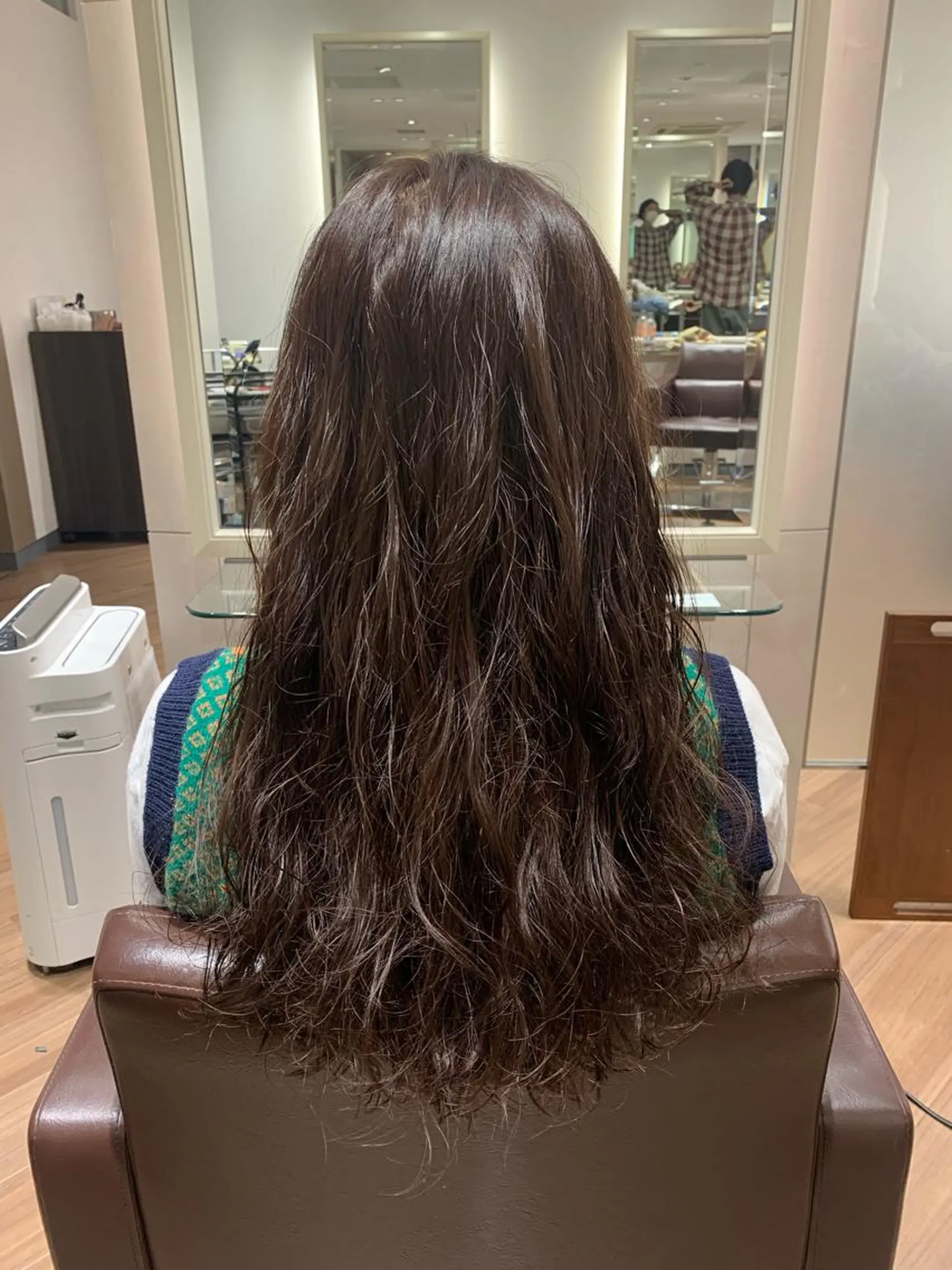 ロング パーマ ショートカット🧸 ごとうさなのヘアスタイル