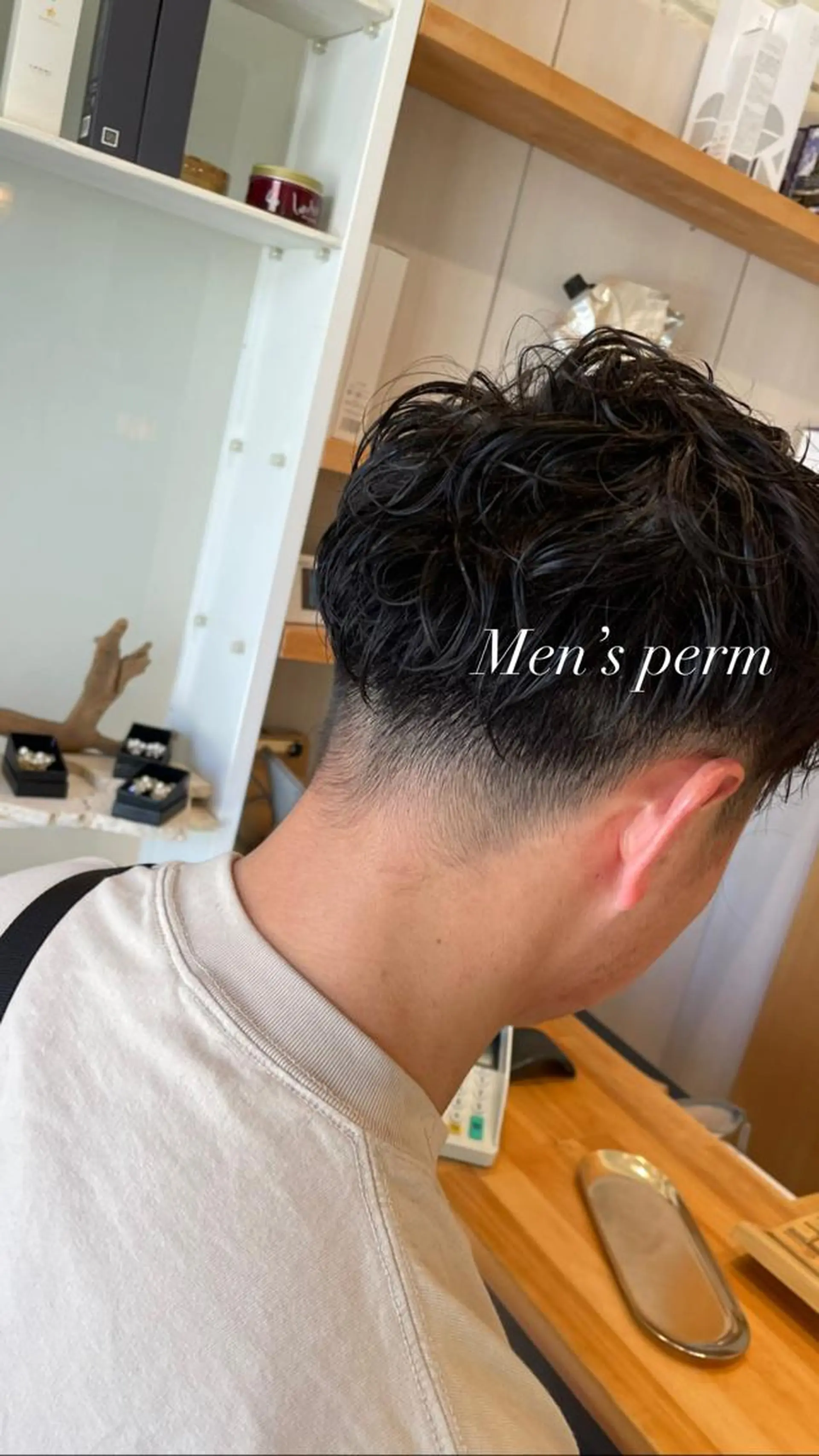 メンズ パーマ 鈴木 妃帆未のヘアスタイル