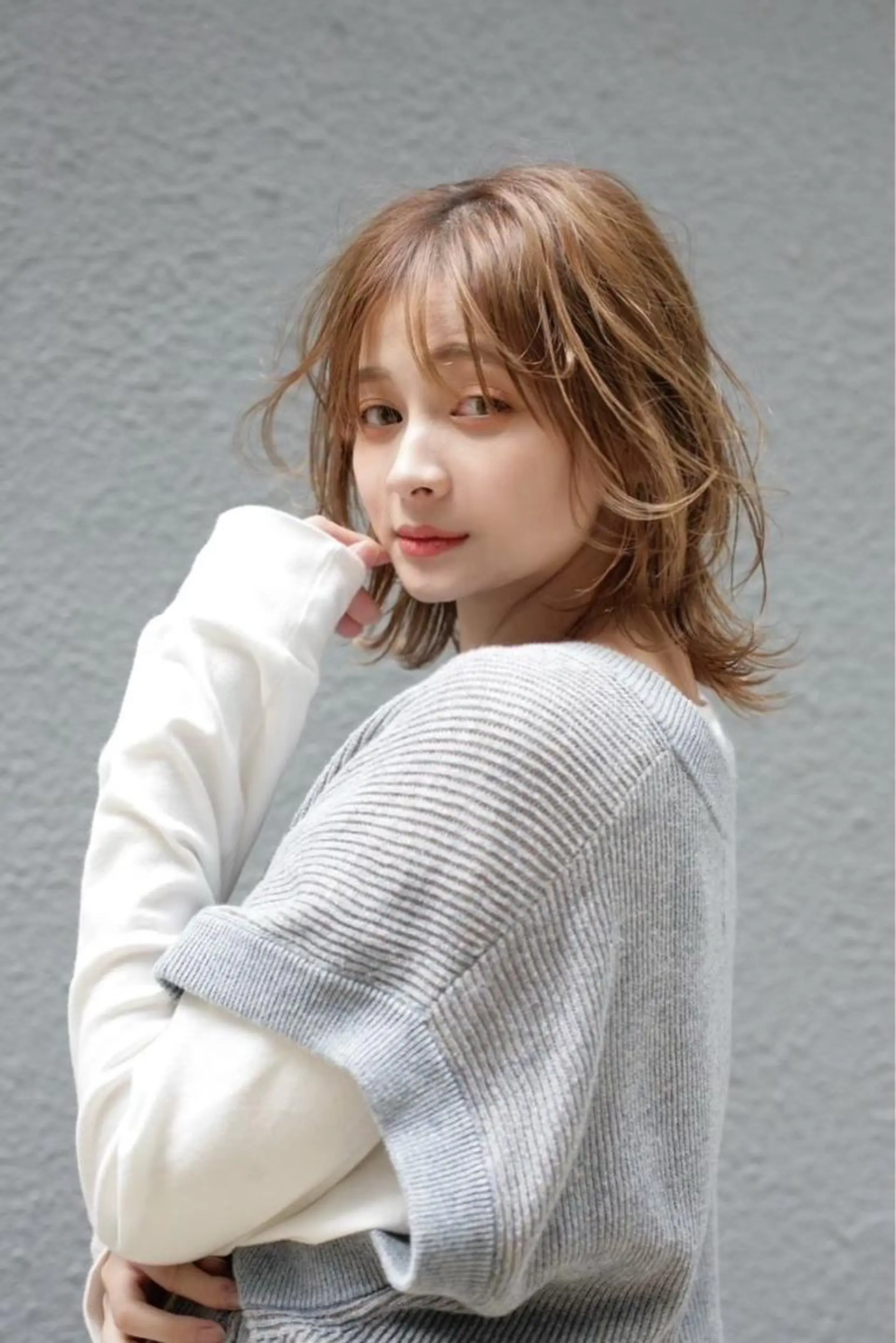 ミディアム カラー パーマ 切りっぱなしボブ ショートボブ ミディアムパーマ 黒髪 透明感カラー カット ヘアカラー ケアカラー×髪質改善 🌙OKUBO🌙のヘアスタイル