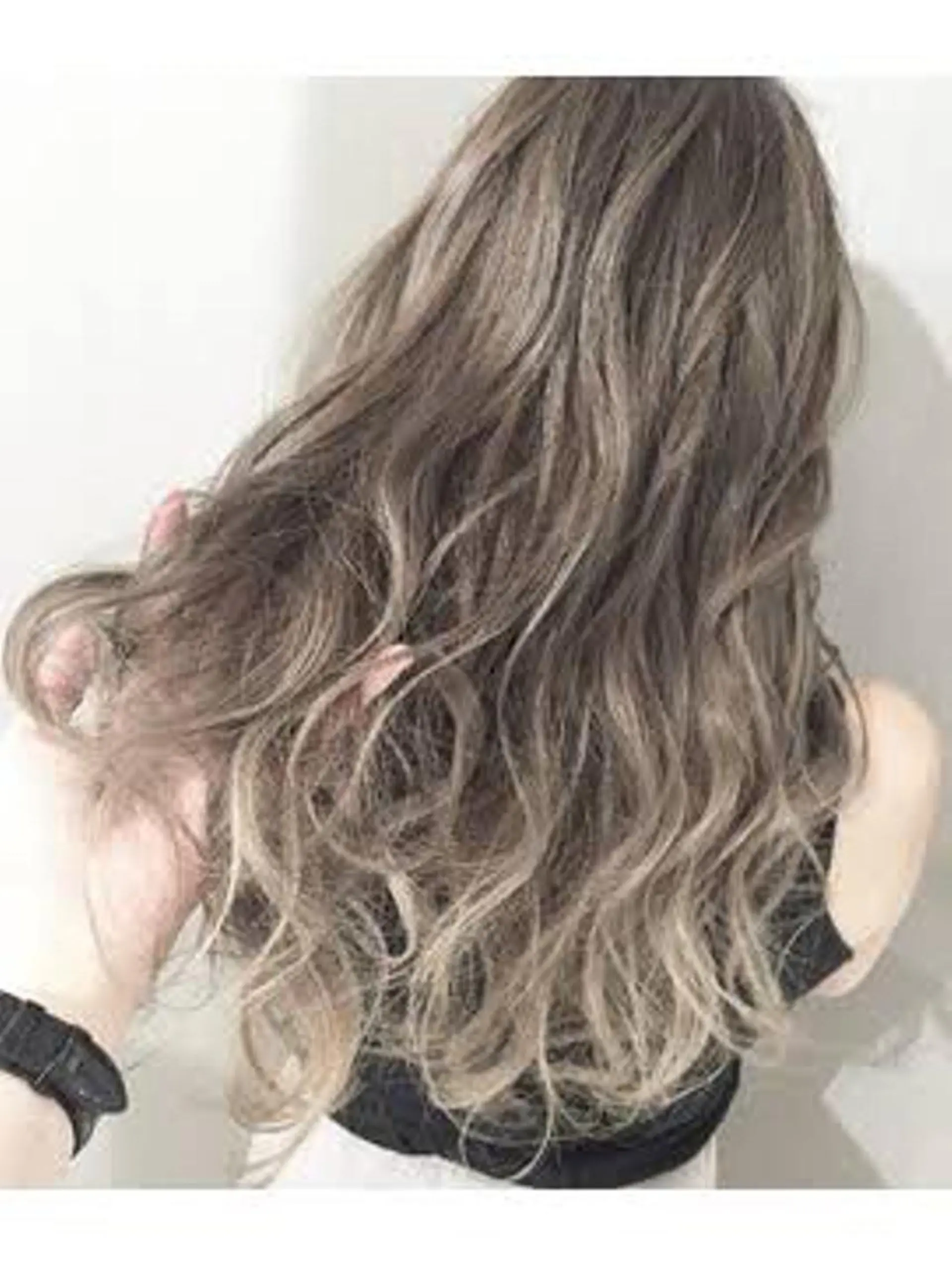 ロング カラー ヘアアレンジ 【公式】amble luxe池袋東口🩷のヘアスタイル