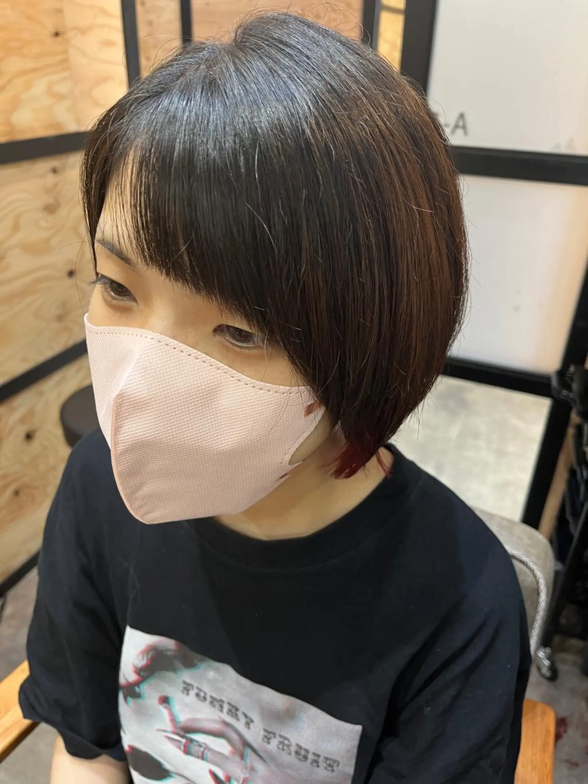 ショート カラー パーマ ヘアアレンジ メンズ キッズ ネイル マツエク・マツパ アイブロウ ピンクカラー カラーマツエク ピンク 久木原 ゆりのヘアスタイル