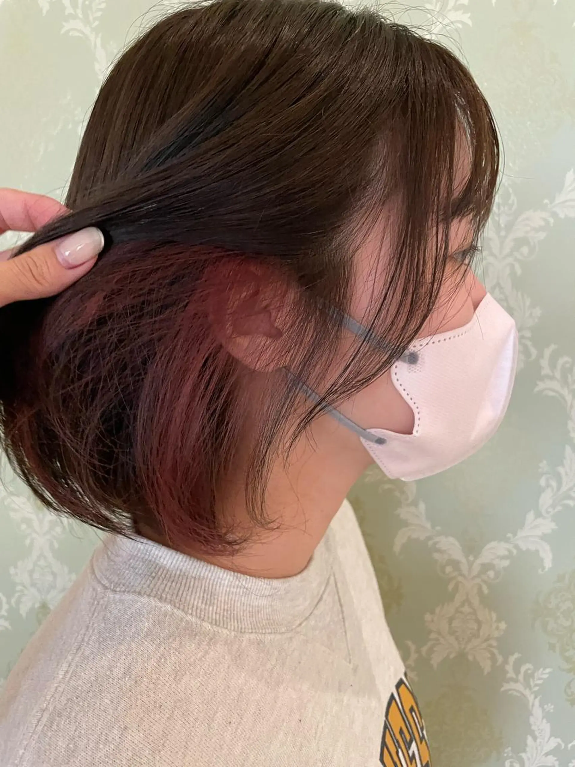 ショート カラー イヤリングカラー ピンクカラー EARTH中島 秋桜久のヘアスタイル