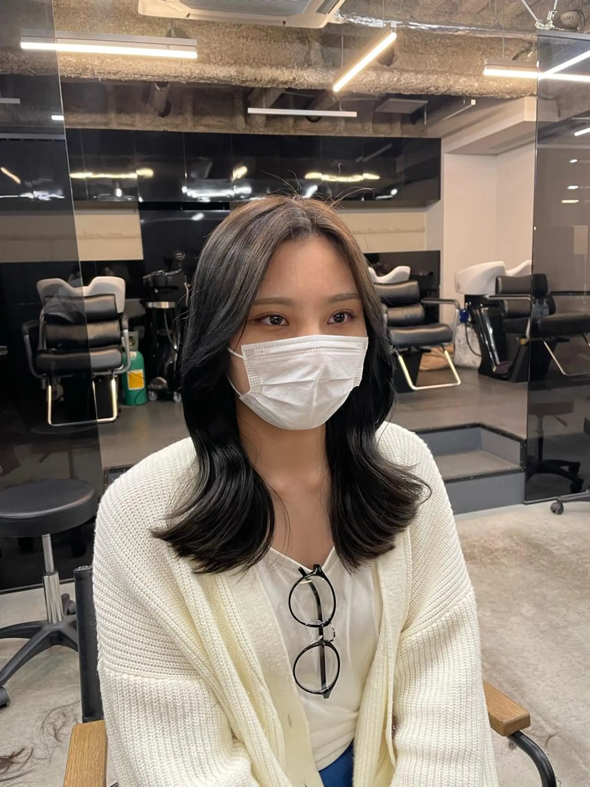 ミディアム 伊藤 莉奈　韓国ヘアのヘアスタイル