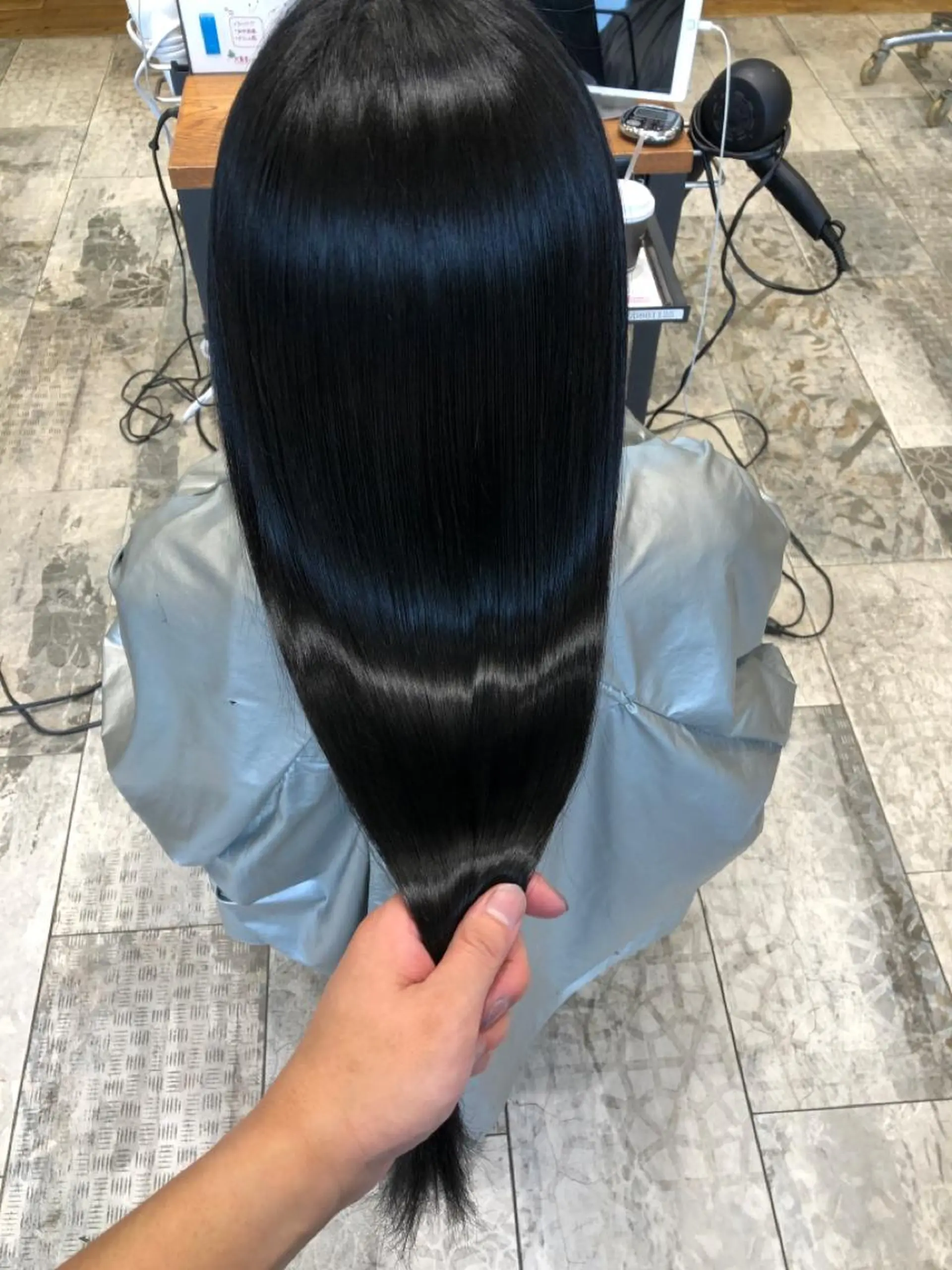 ロング カラー パーマ バレイヤージュ ブリーチ ケアブリーチ ダブルカラー ハイライトカラー カット ヘアカラー 縮毛矯正 トリートメント 新宿✨顔周りカット 韓国ヘア/坂本亜裟海のヘアスタイル