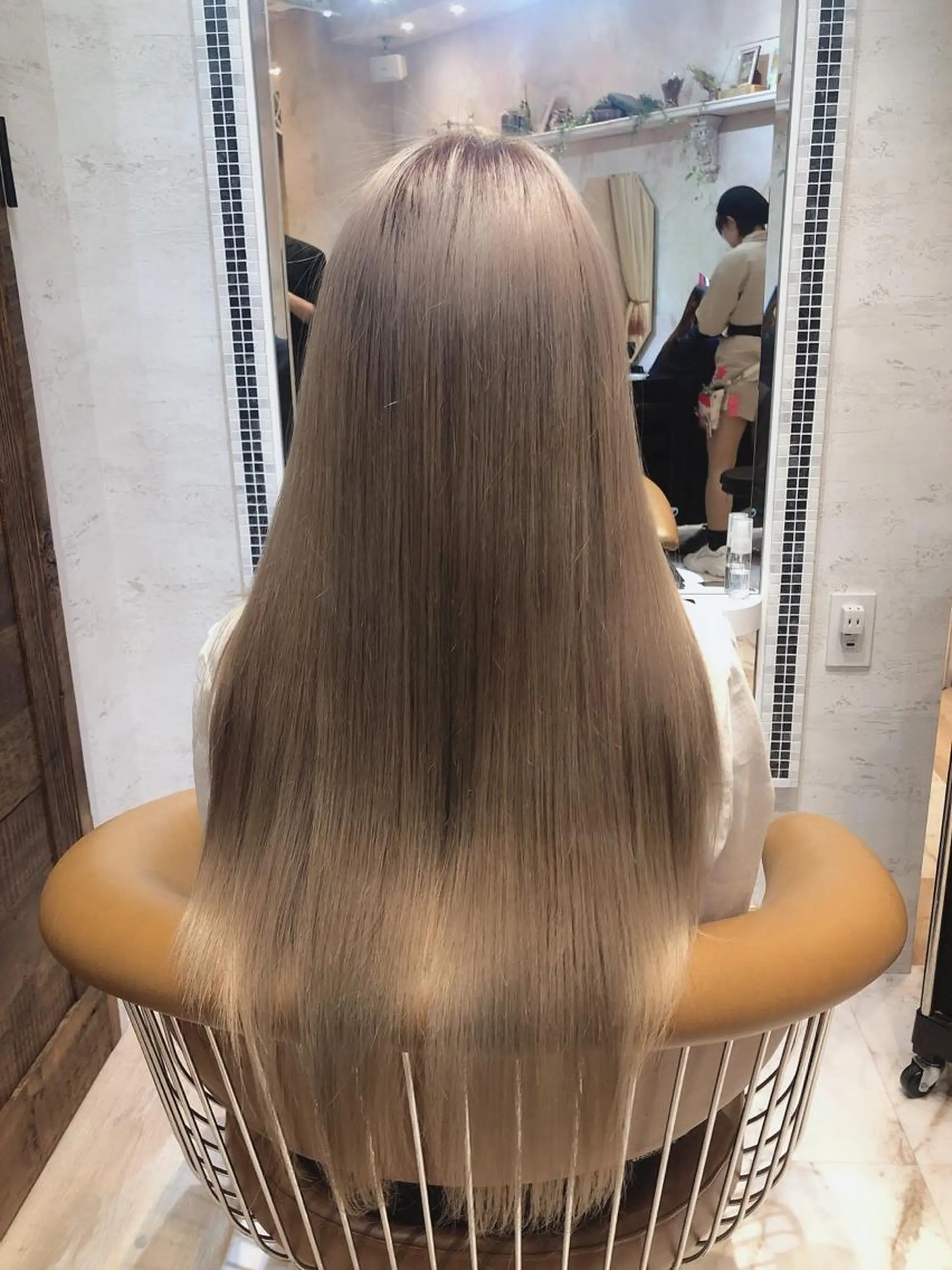 ロング ヘアカラー 縮毛矯正・髪質改善 ❣️三浦正也のヘアスタイル