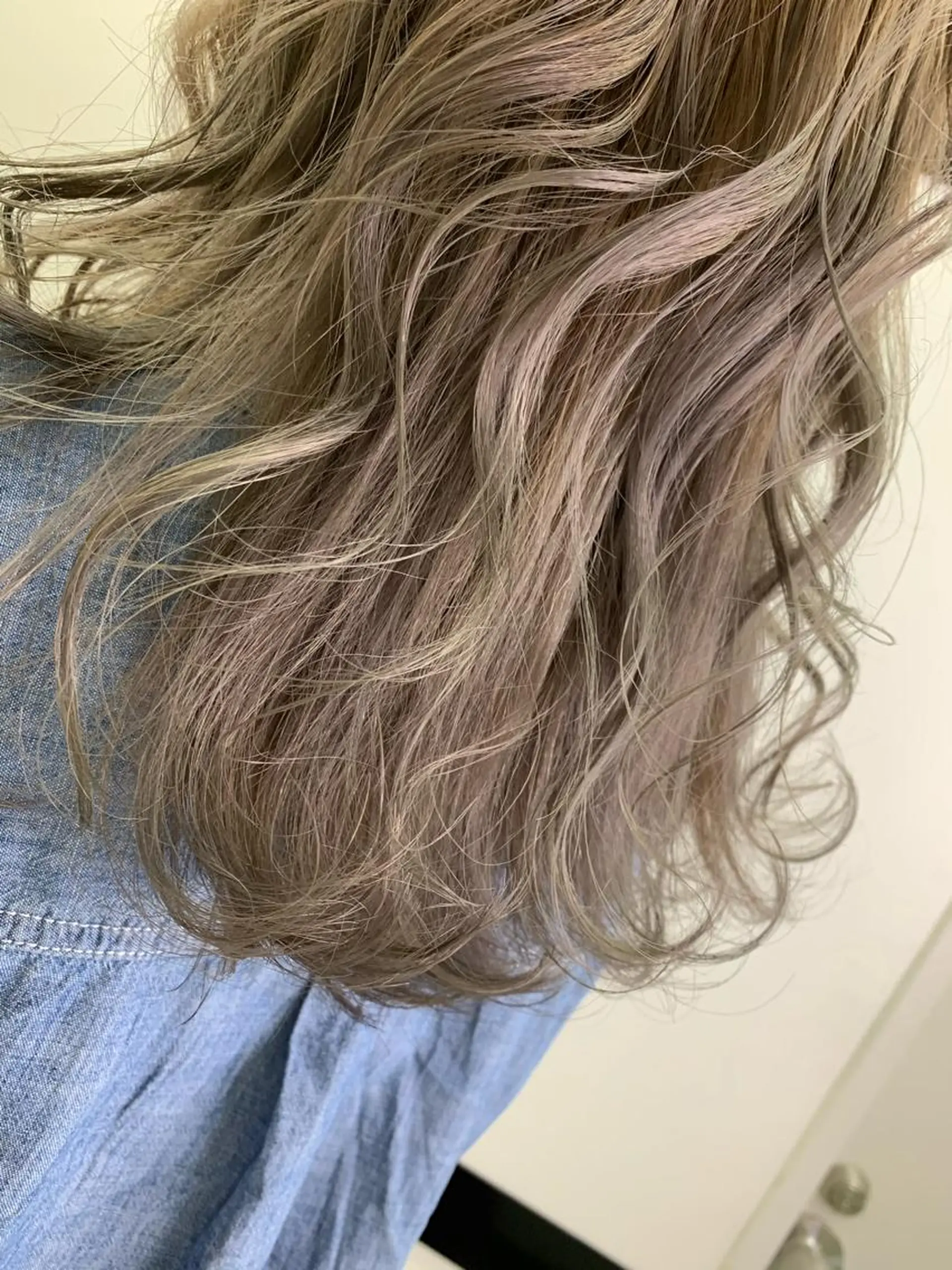 カラー Itsuki .のヘアスタイル