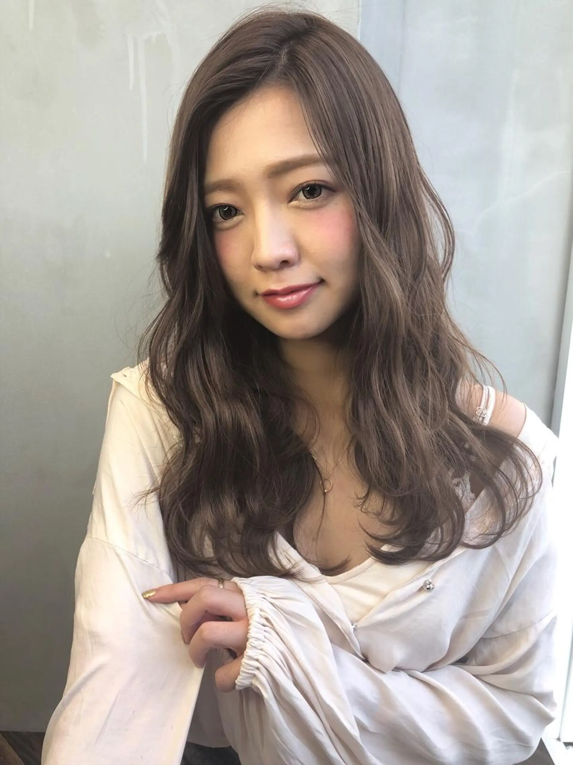 ロング カラー 遠藤 眞実のヘアスタイル