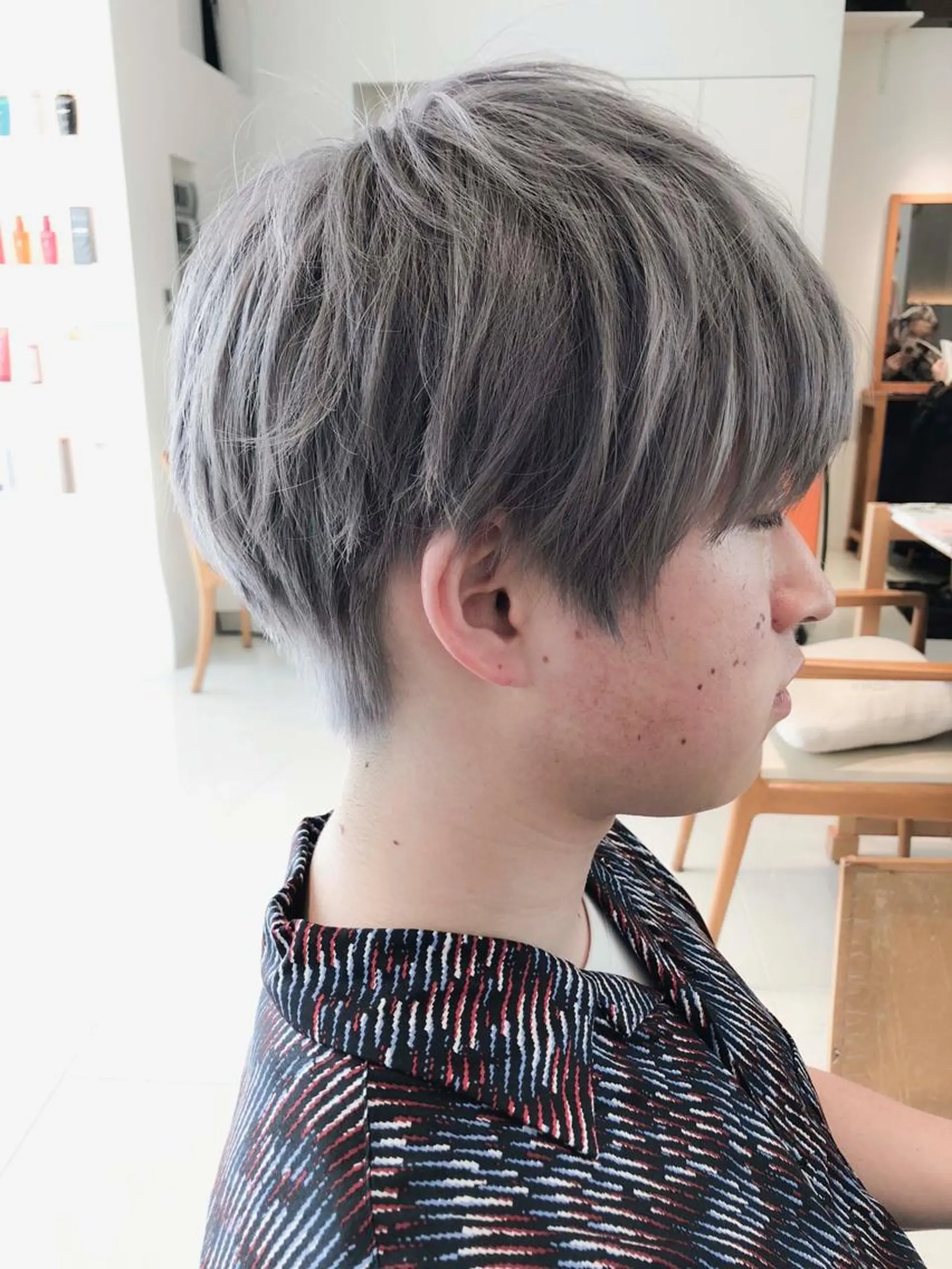 ショート カラー ヘアアレンジ メンズ ツーブロック アッシュ アッシュグレー アッシュグレージュ 透明感カラー モテ髪透明感❤️ デイズヘアカラーのヘアスタイル