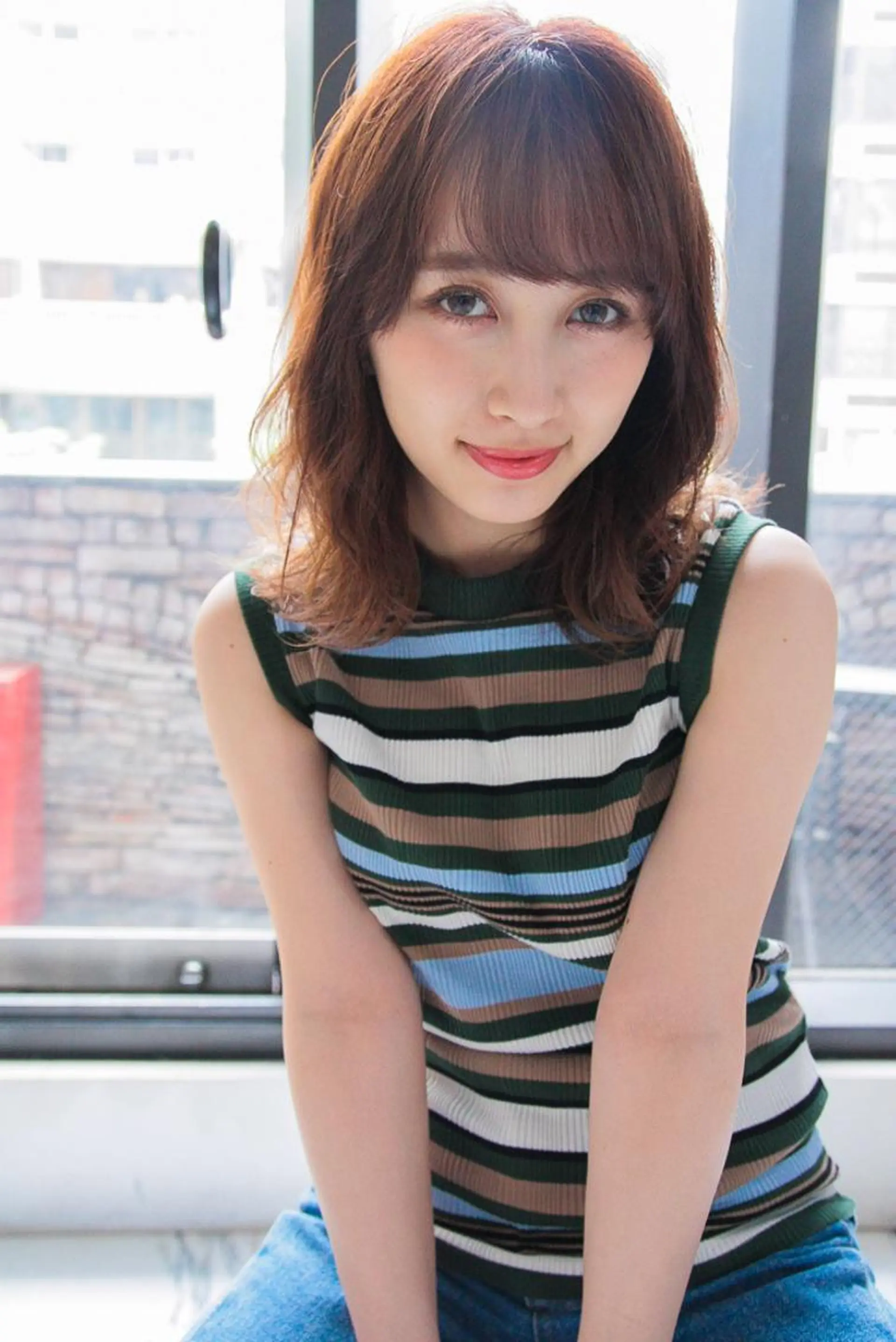 ミディアム カラー カット ヘアカラー トリートメント 👑圧倒的カラー👑 佐々木祐希のヘアスタイル