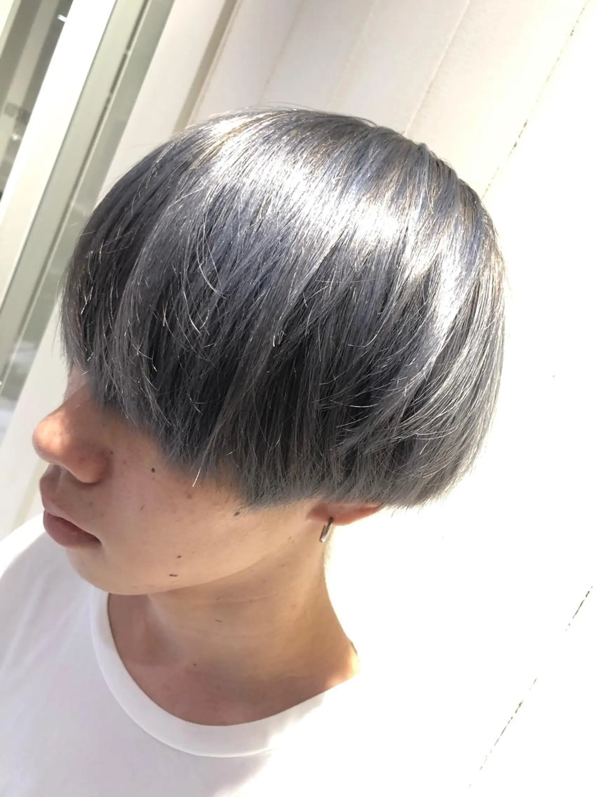 ショート カラー メンズ メンズブリーチ アッシュ ブリーチ シルバー シルバーアッシュ 川口髪質改善ウルトワ 🌈毛島健樹🌈のヘアスタイル