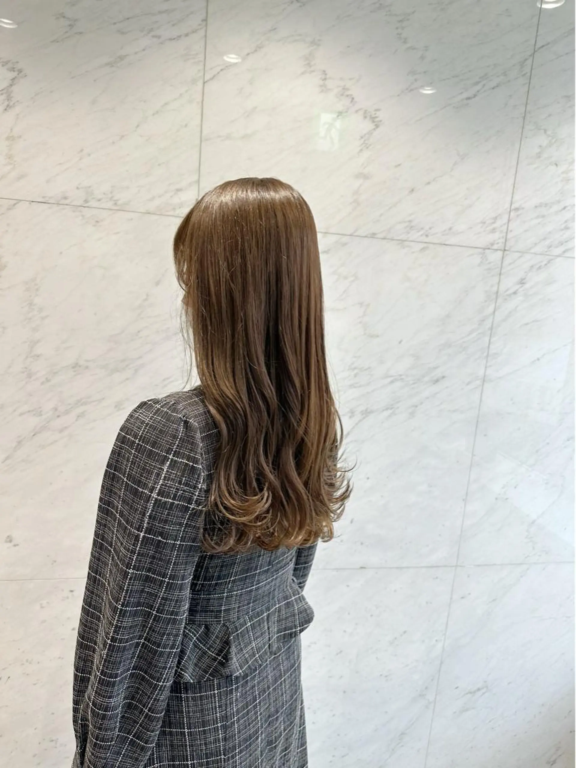 ロング カラー カット ヘアカラー トリートメント 古田 昂也のヘアスタイル