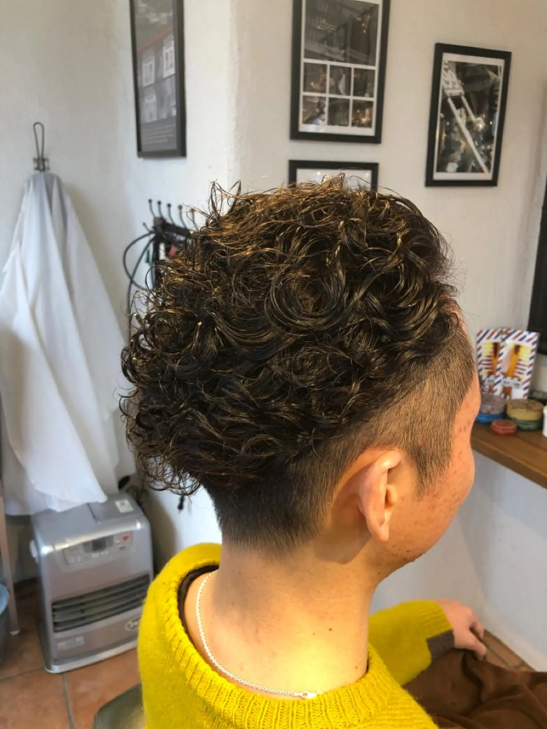 ミディアム パーマ メンズ カット パーマ 冨士川 英樹のヘアスタイル