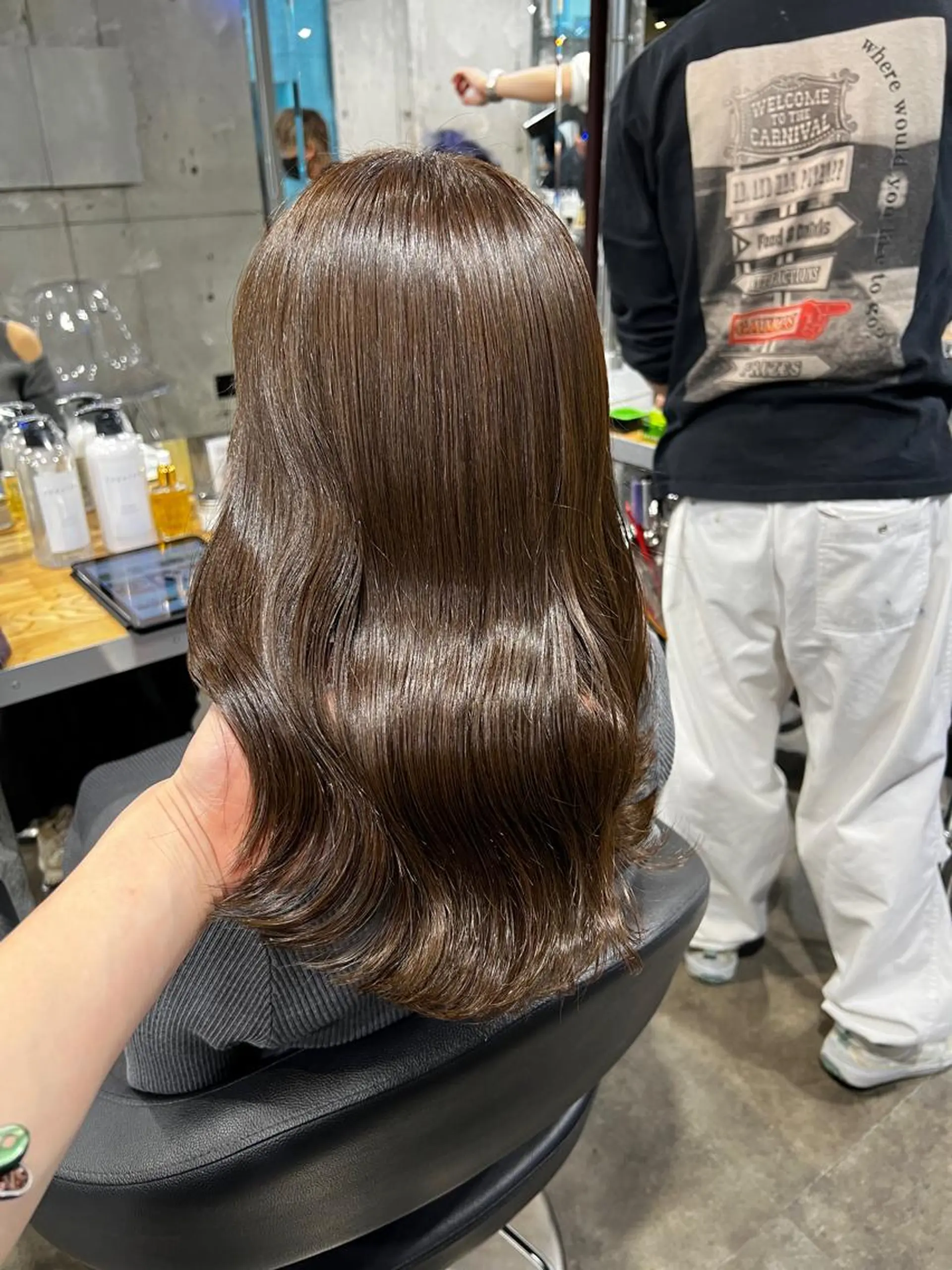 ミディアム カラー ヘアアレンジ ヘアカラー トリートメント ヘッドスパ ヘアセット 韓国風ベージュ🤎 赤みなし🌿横浜🤎のヘアスタイル