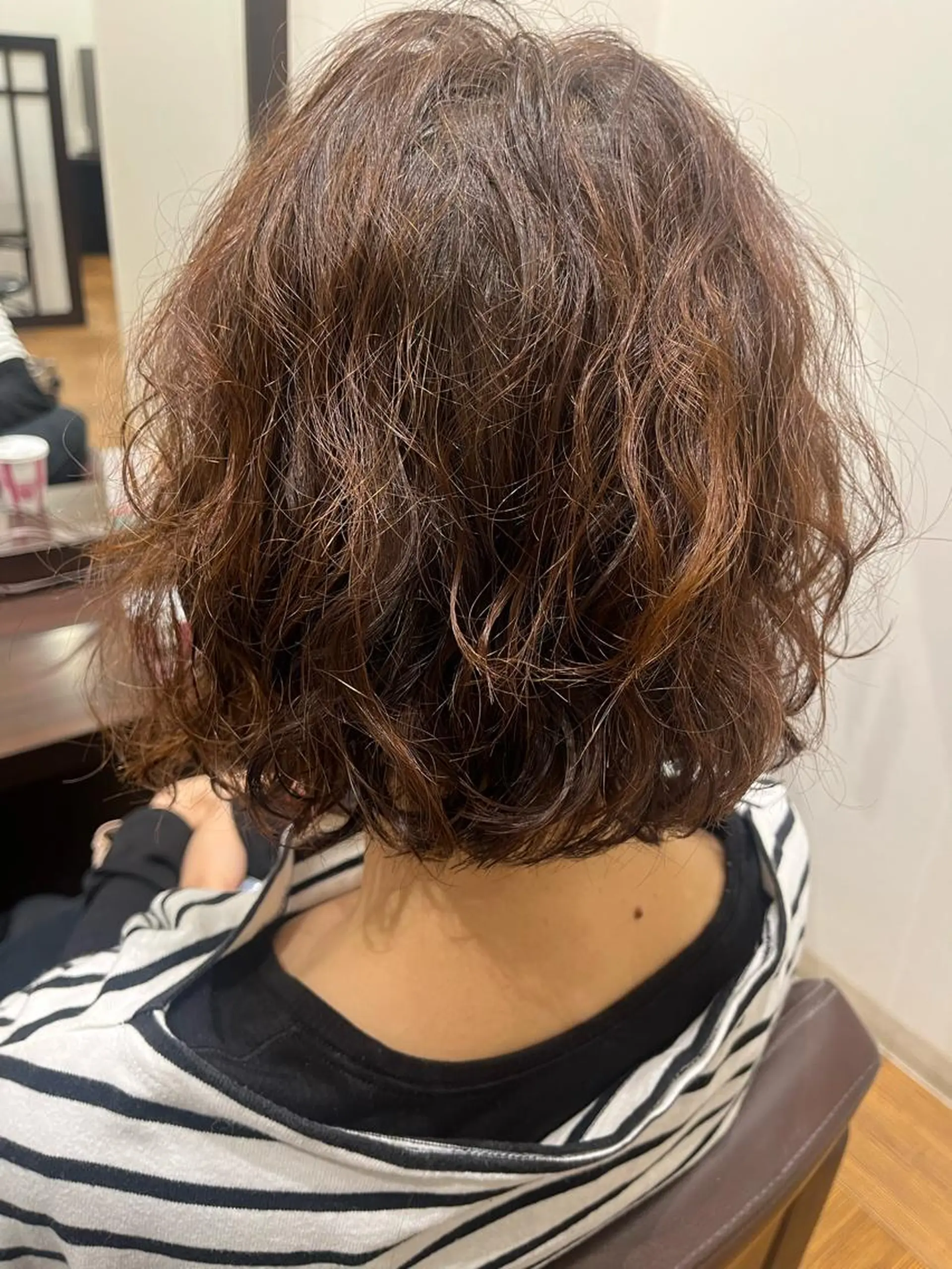 ショート パーマ 伊藤 未紗希のヘアスタイル