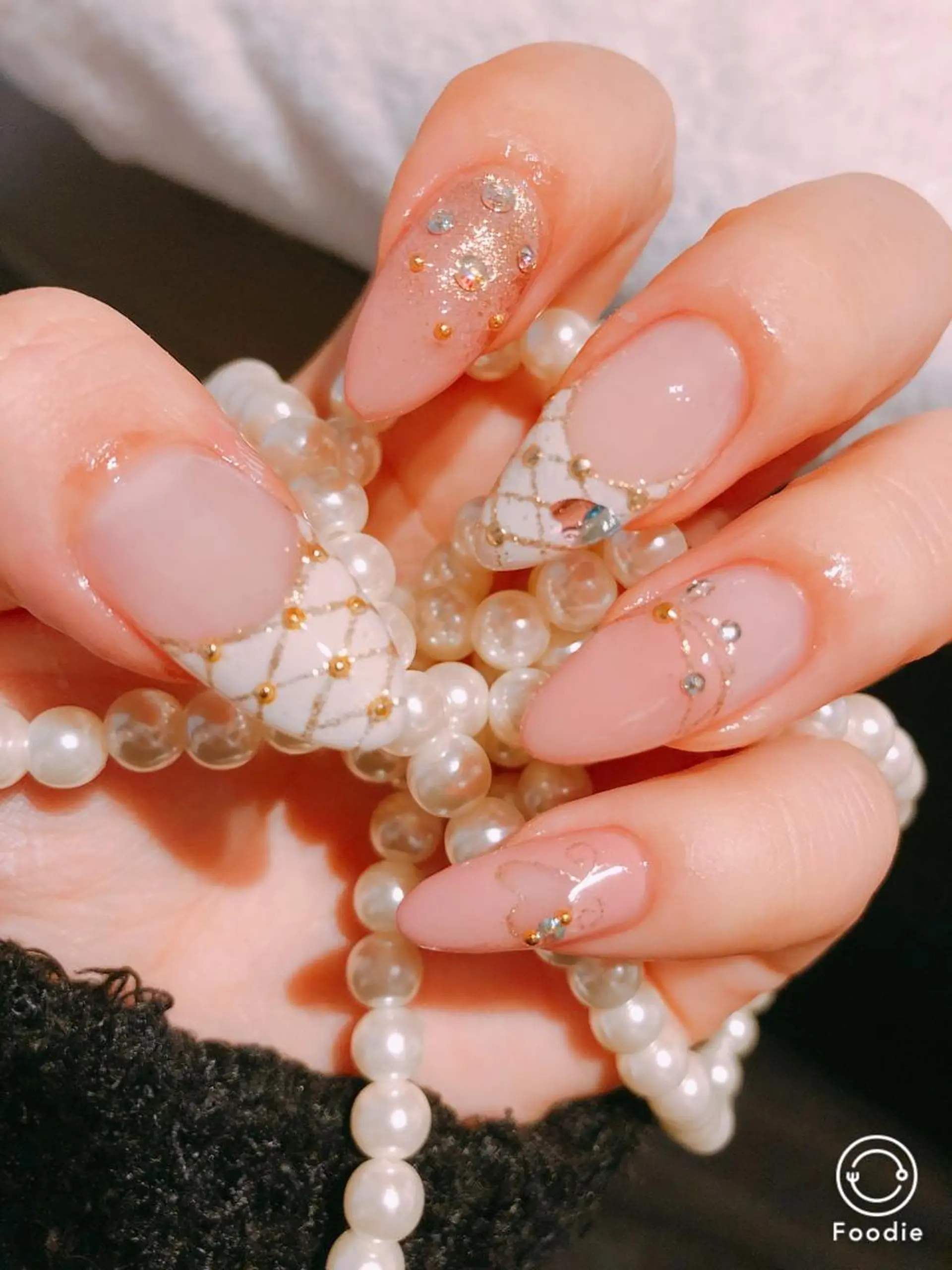 ミディアム ネイル 長さ出し専門 nynaのネイルデザイン