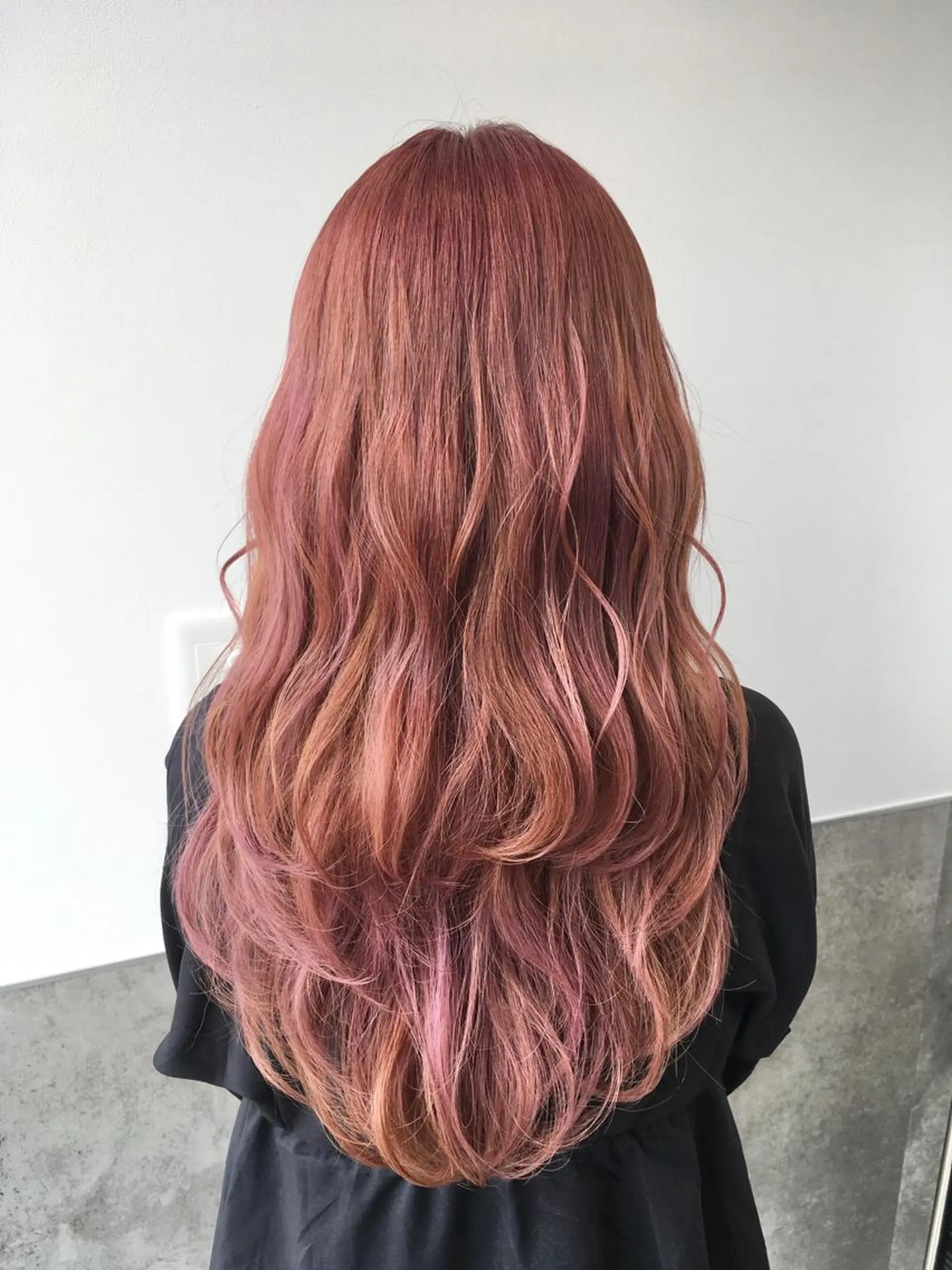ロング カラー ブリーチ ハイライトカラー ハイライト ヘアカラー トリートメント ヘアセット yoshi ☆のヘアスタイル